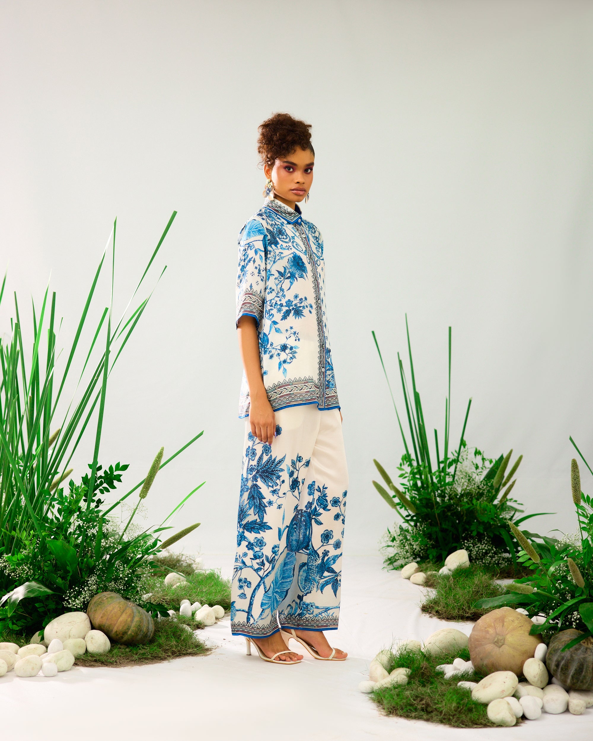 Florence : Maizah - Blue/White