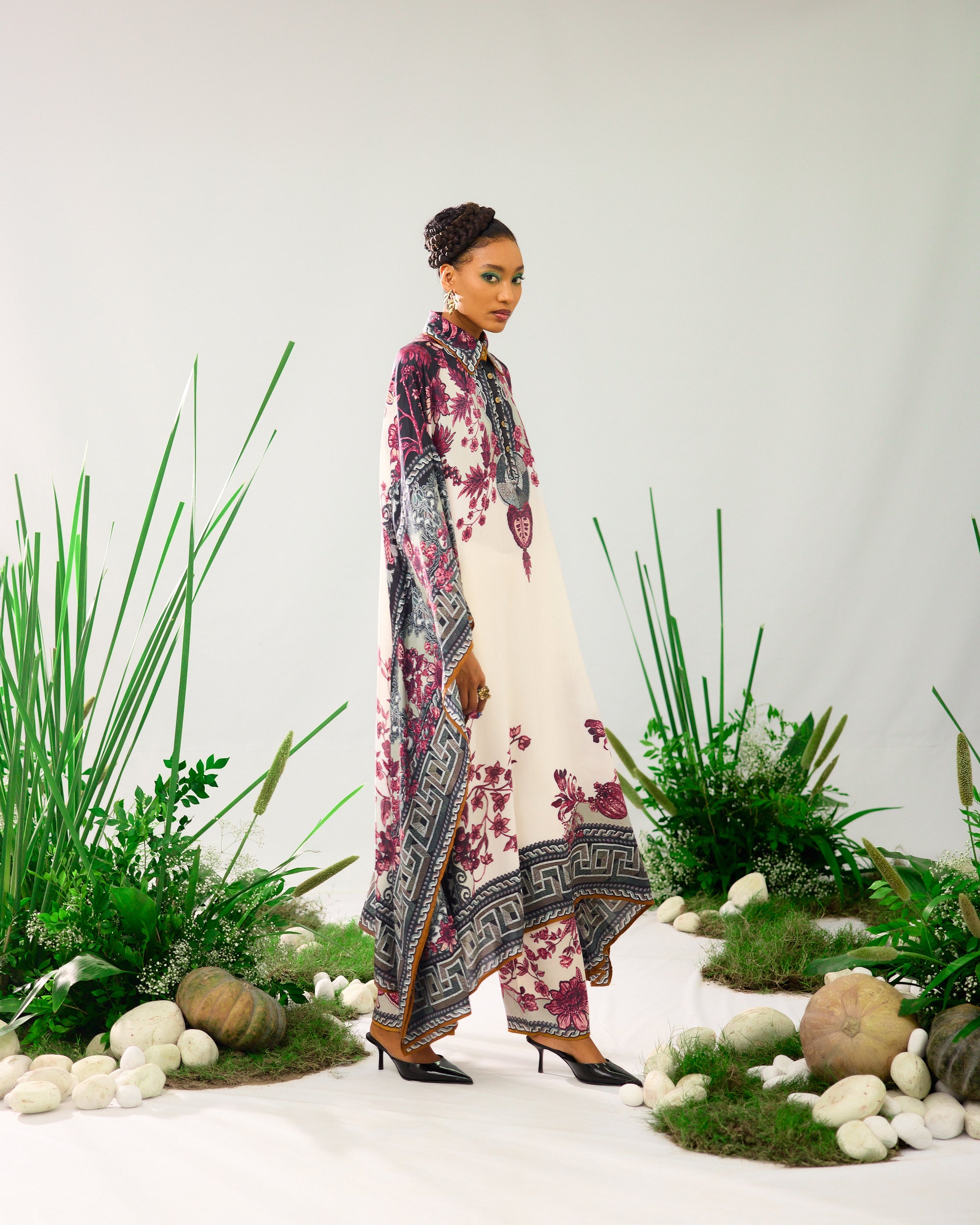 Florence : Sharifa - White/Raspberry