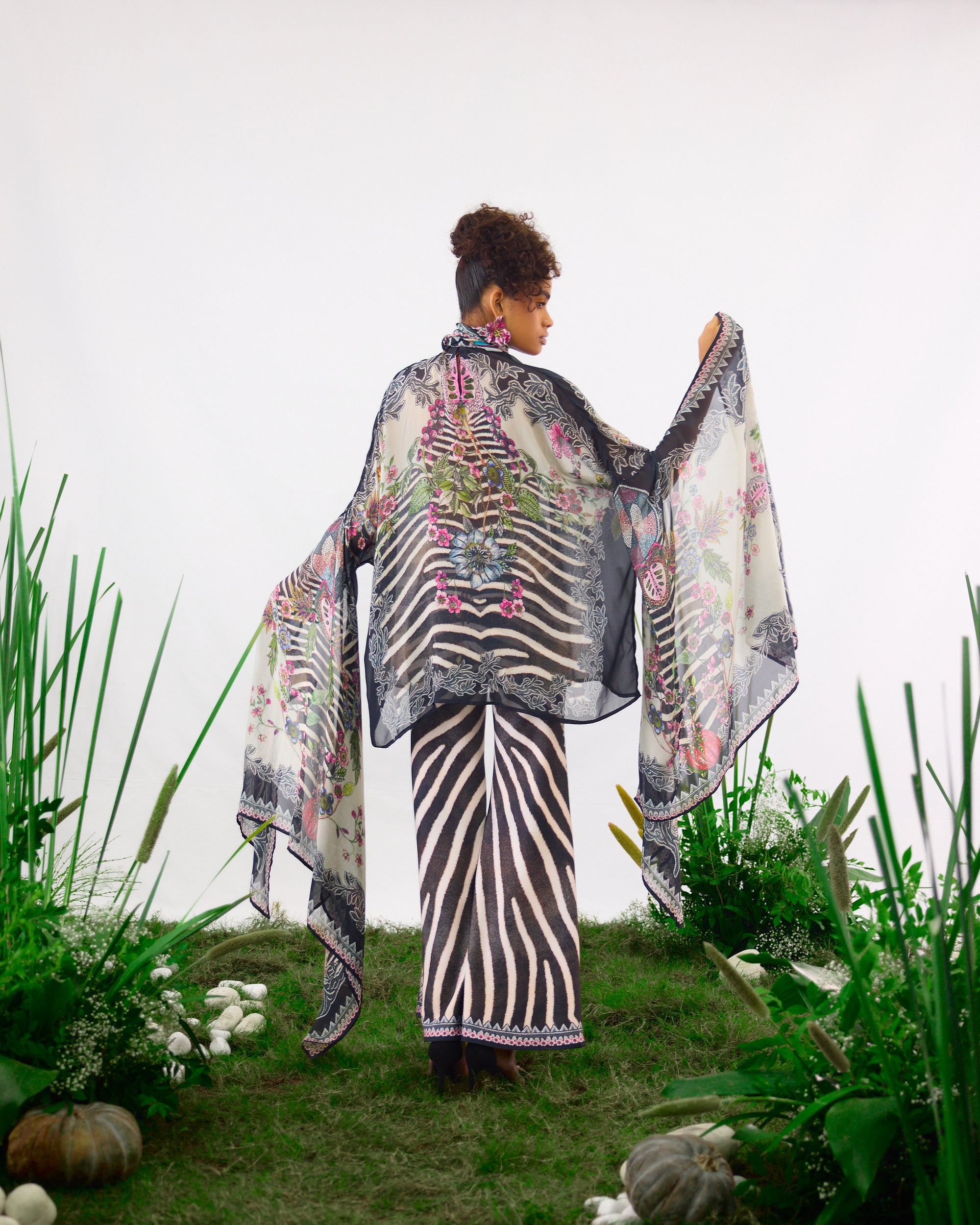 Florence : Gabriella - Black/White