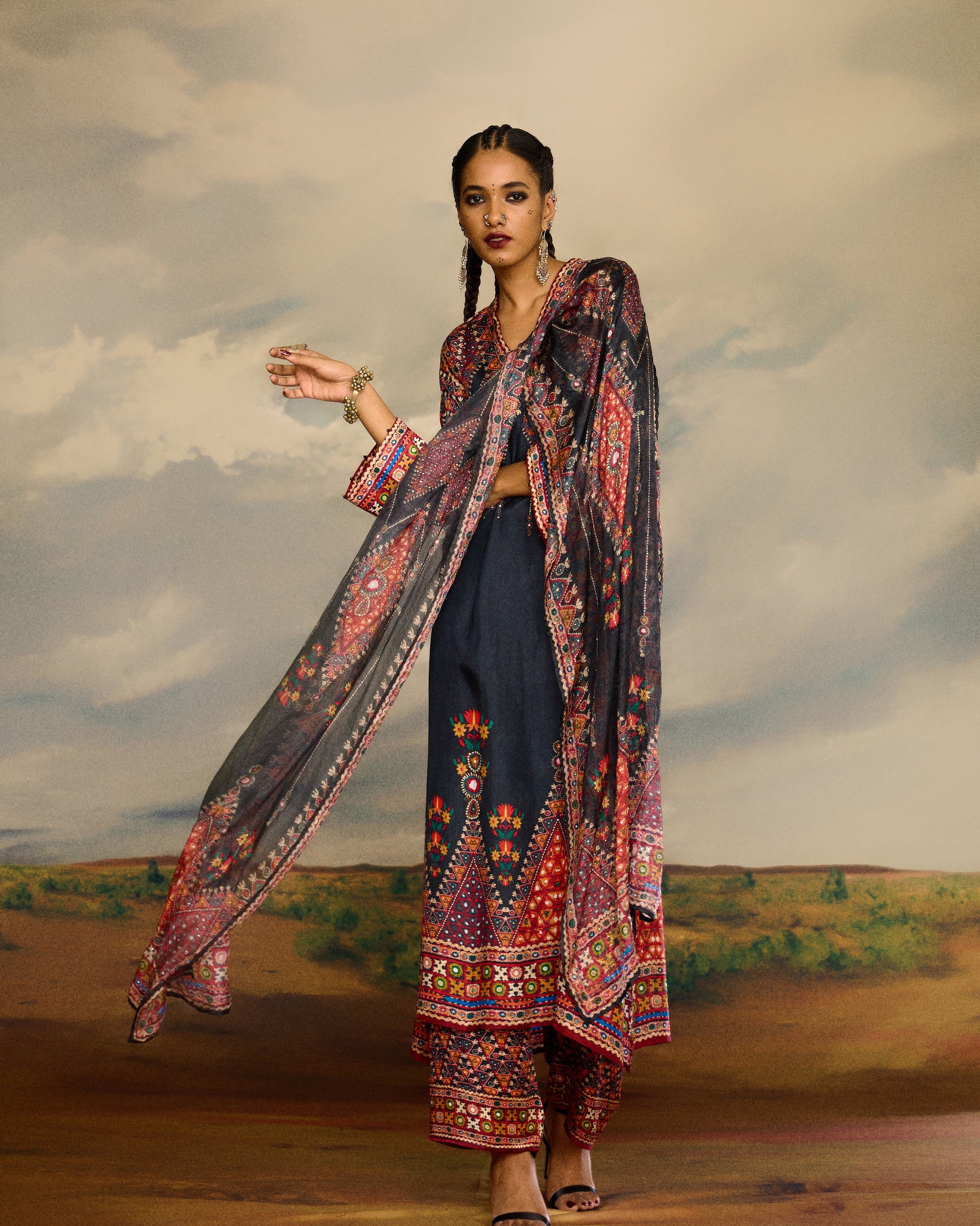 Kutch : Banera - Charcoal