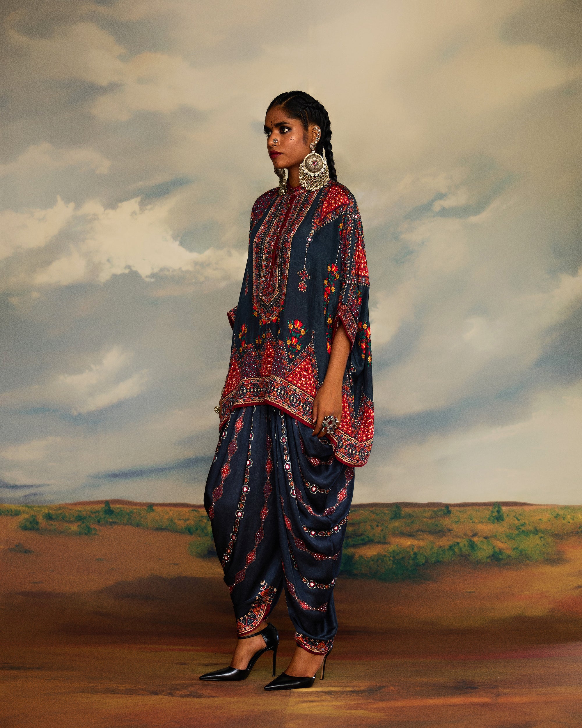Kutch : Chanel/Afghan - Charcoal