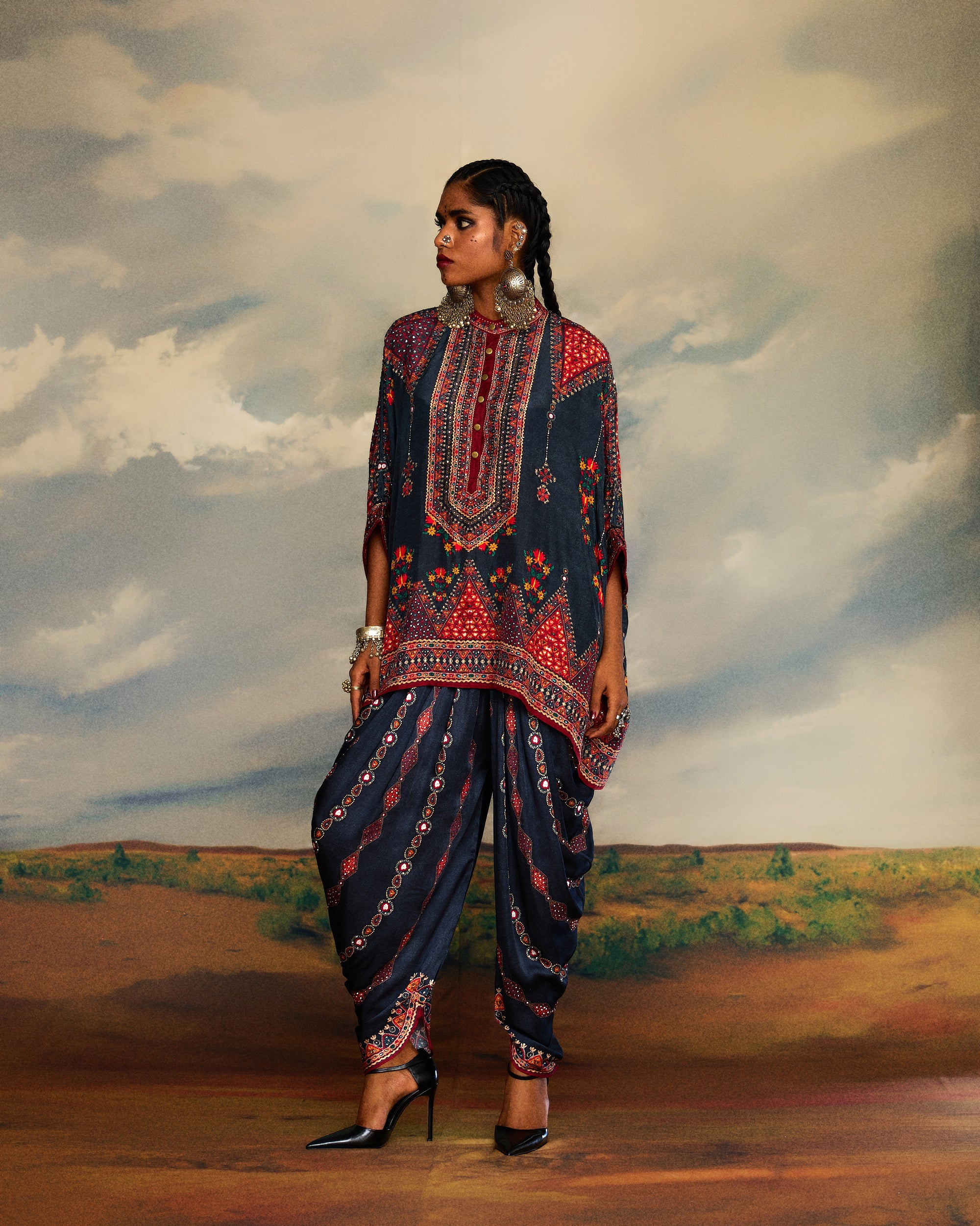Kutch : Chanel/Afghan - Charcoal