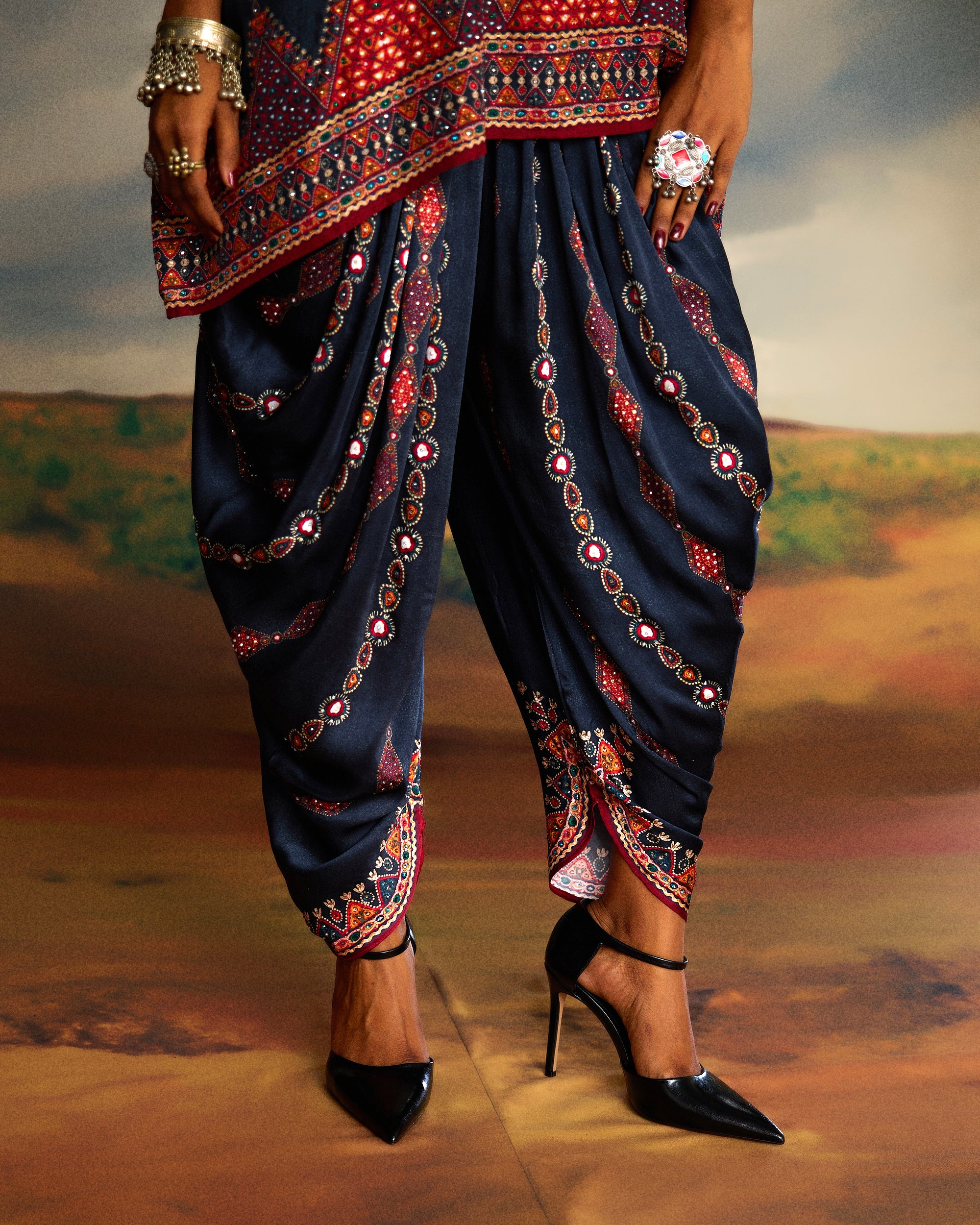 Kutch : Chanel/Afghan - Charcoal