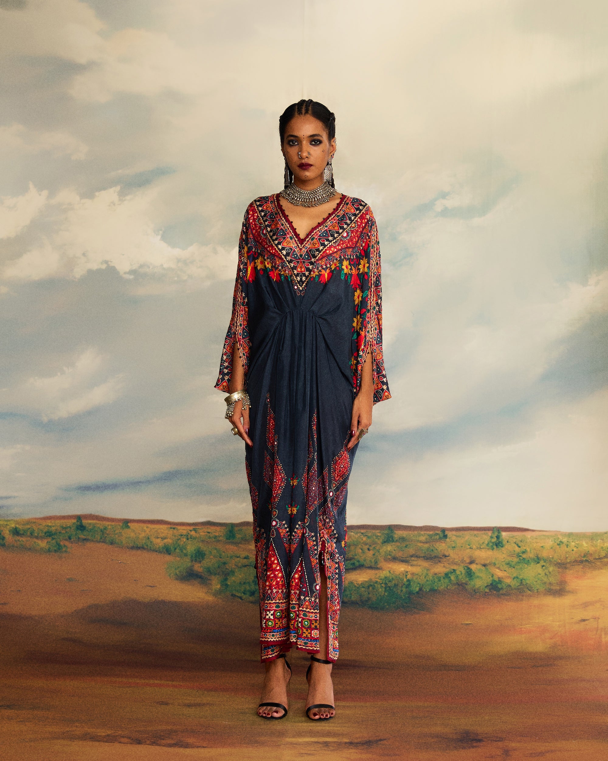 Kutch : Rasika - Charcoal