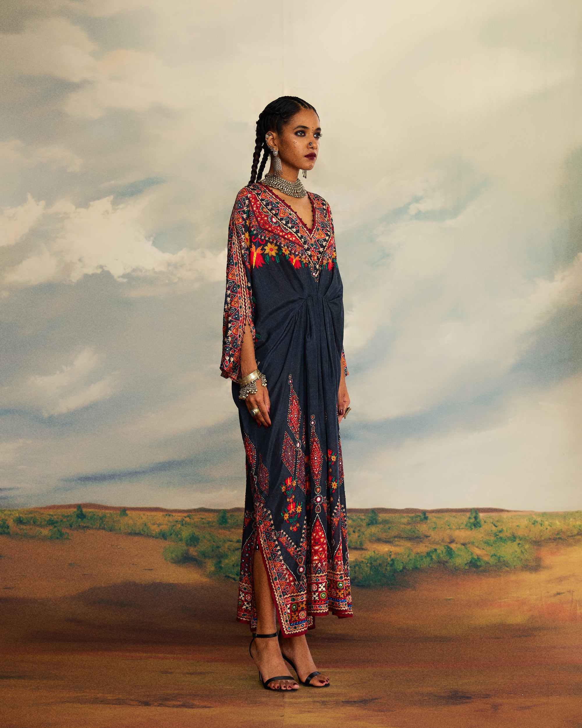 Kutch : Rasika - Charcoal