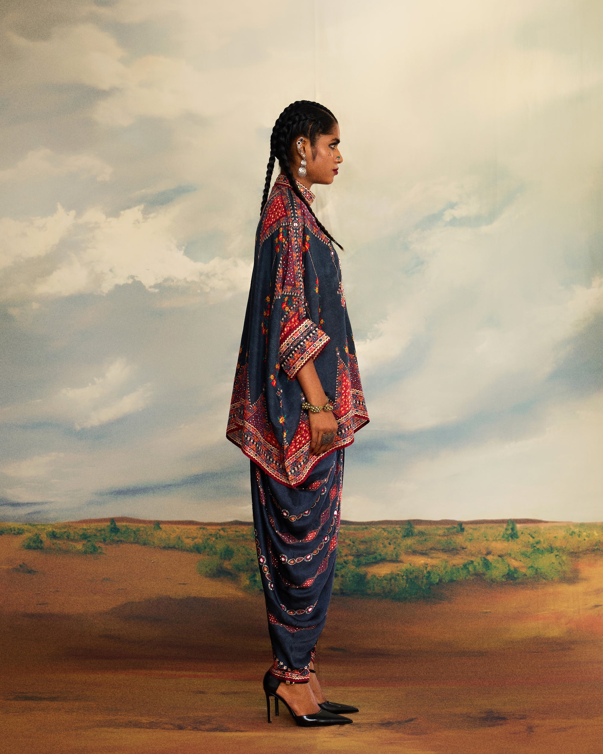 Kutch : Chanel/Afghan (emb) - Charcoal