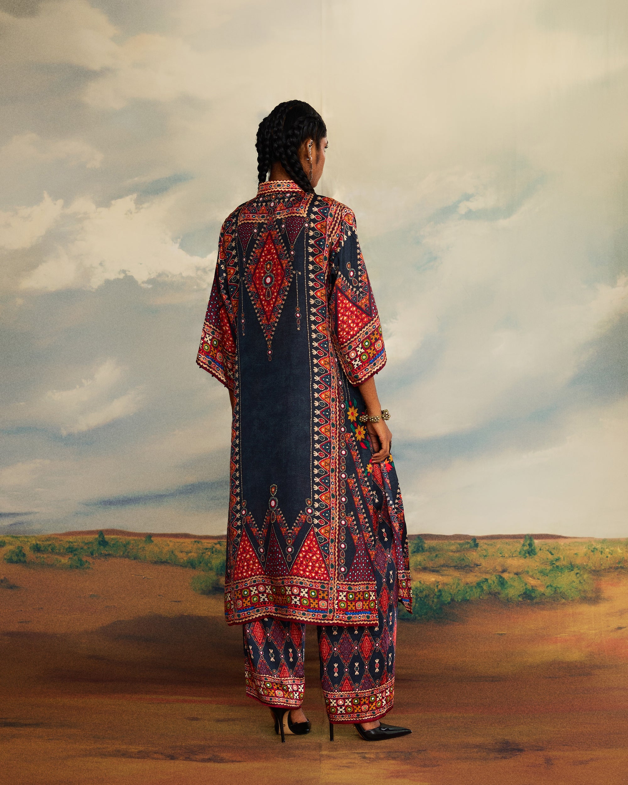 Kutch : Ghazala - Charcoal