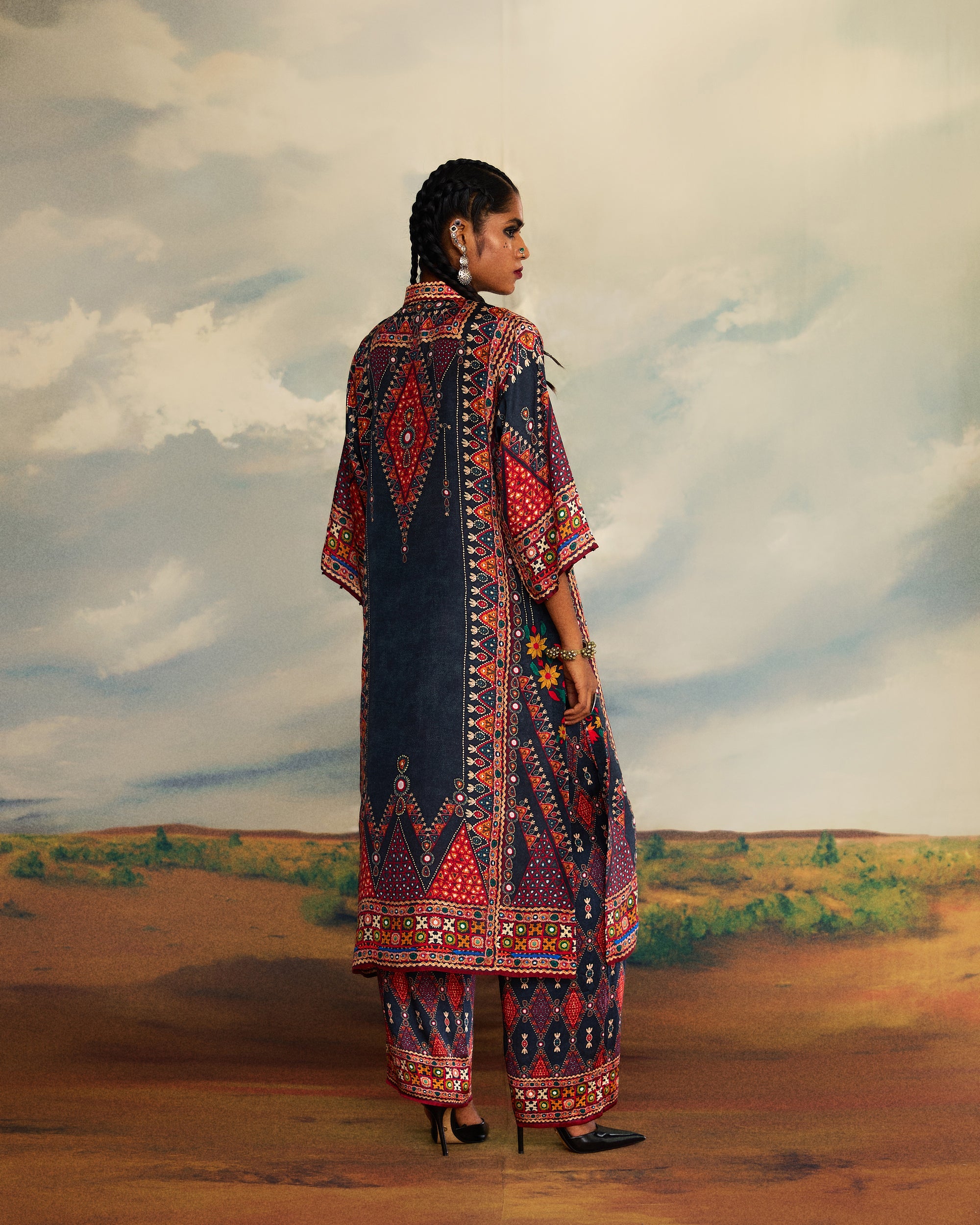 Kutch : Ghazala - Charcoal
