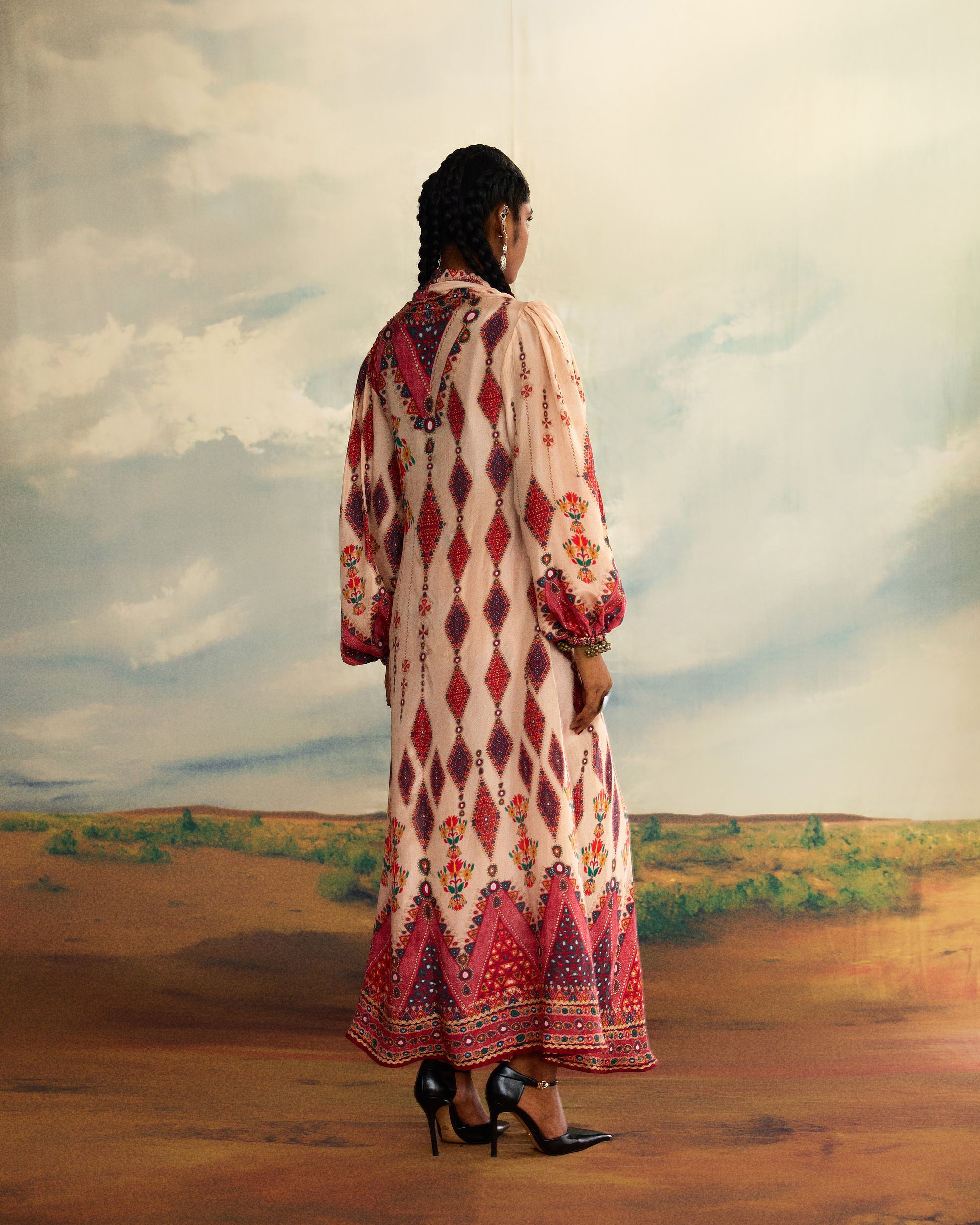 Kutch : Gauri - Beige