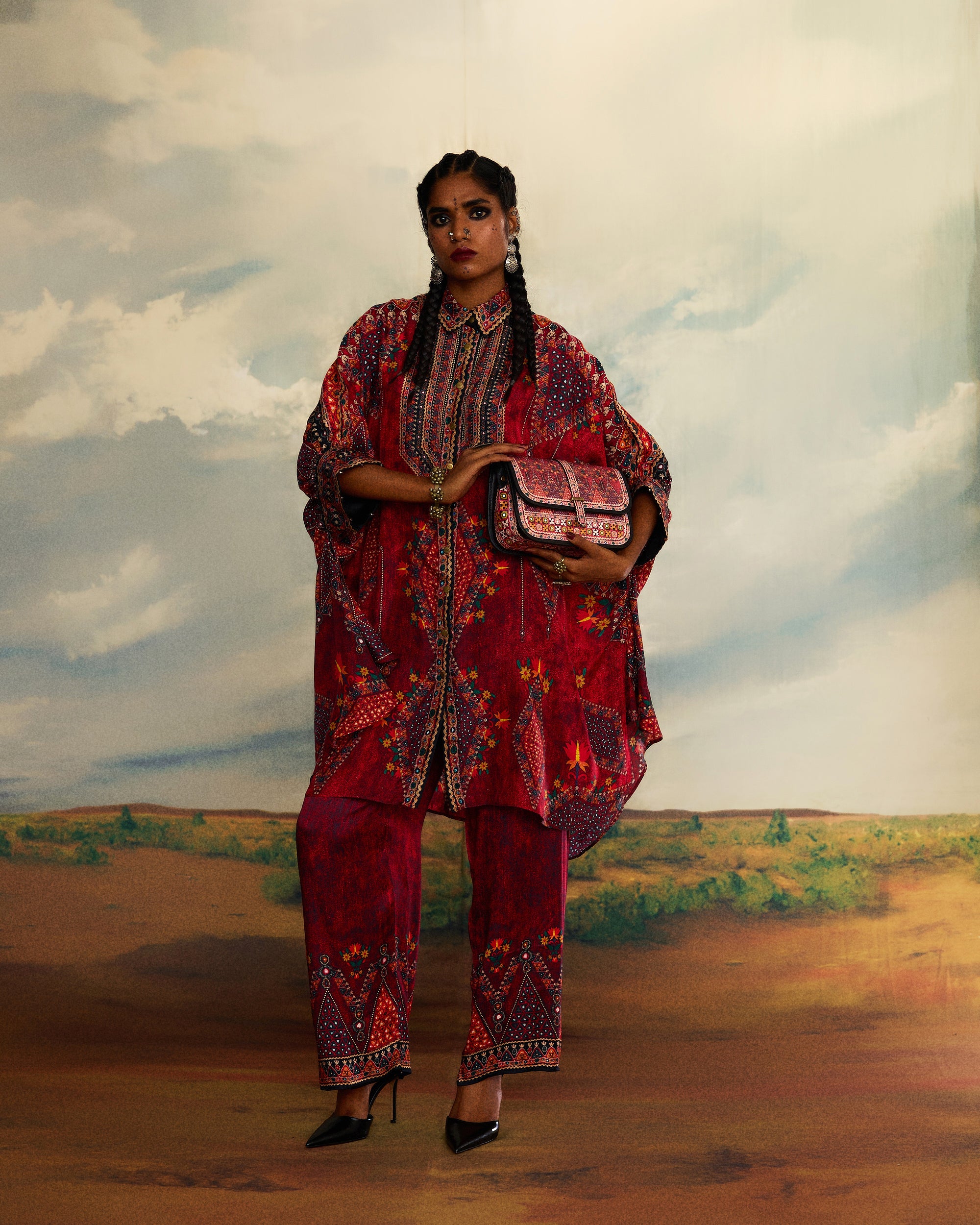 Kutch : Kamara - Red