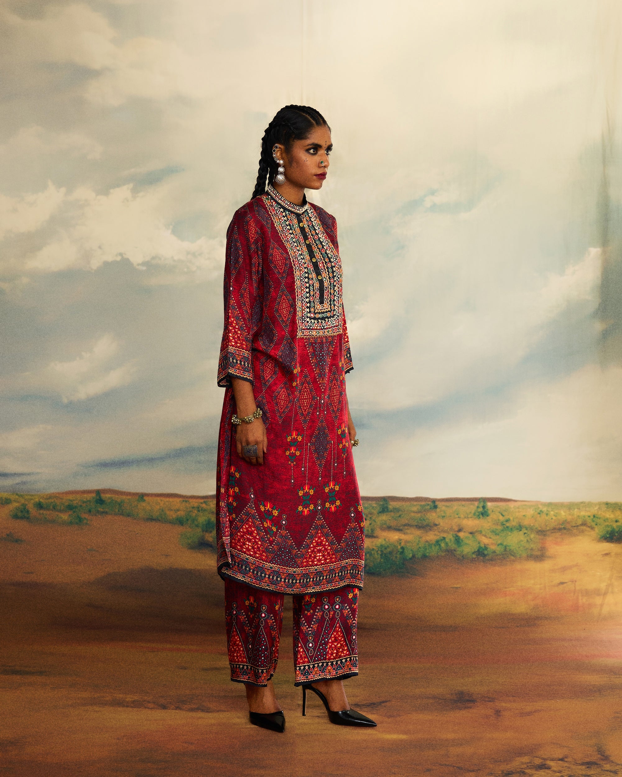 Kutch : Champa - Red