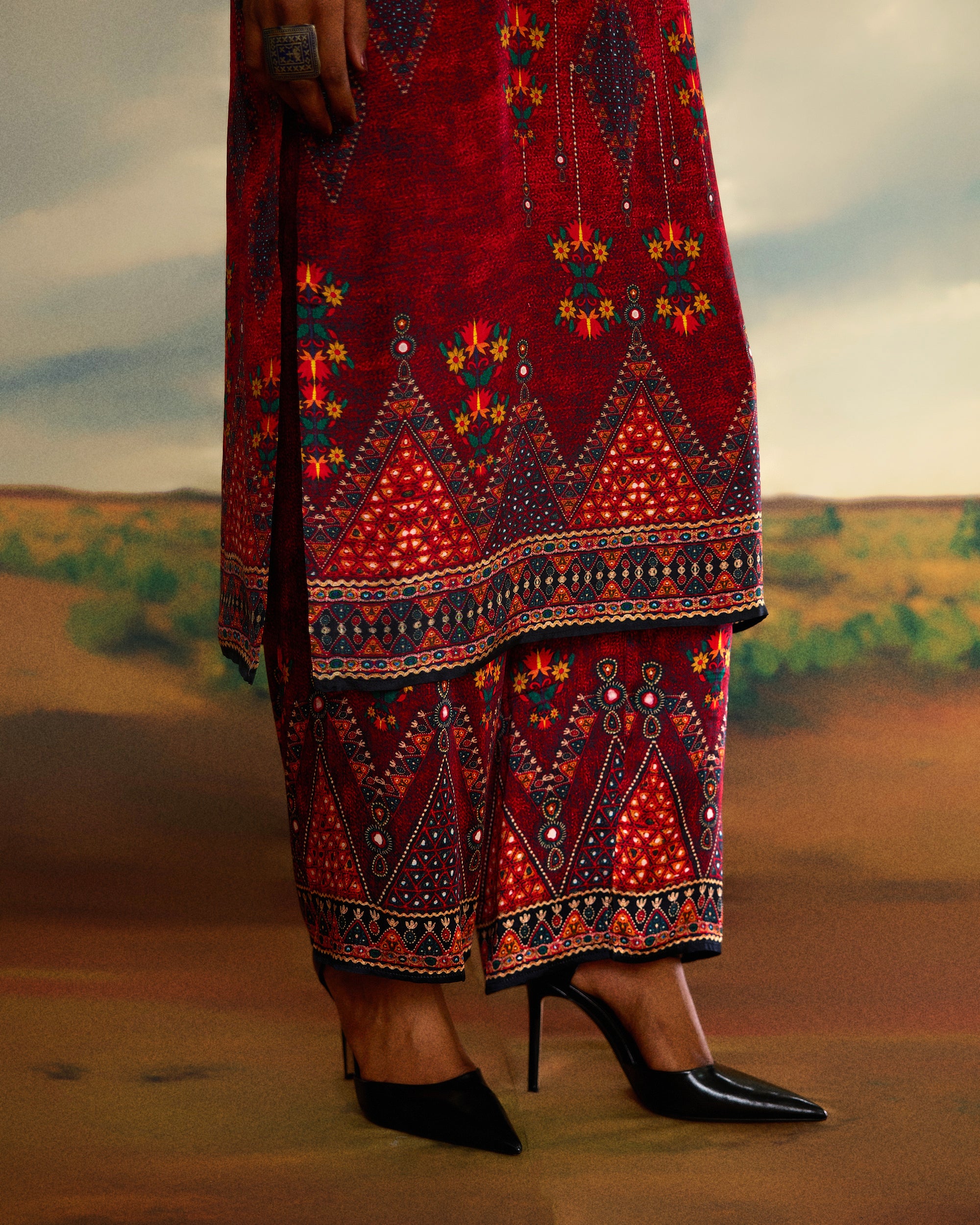 Kutch : Champa - Red