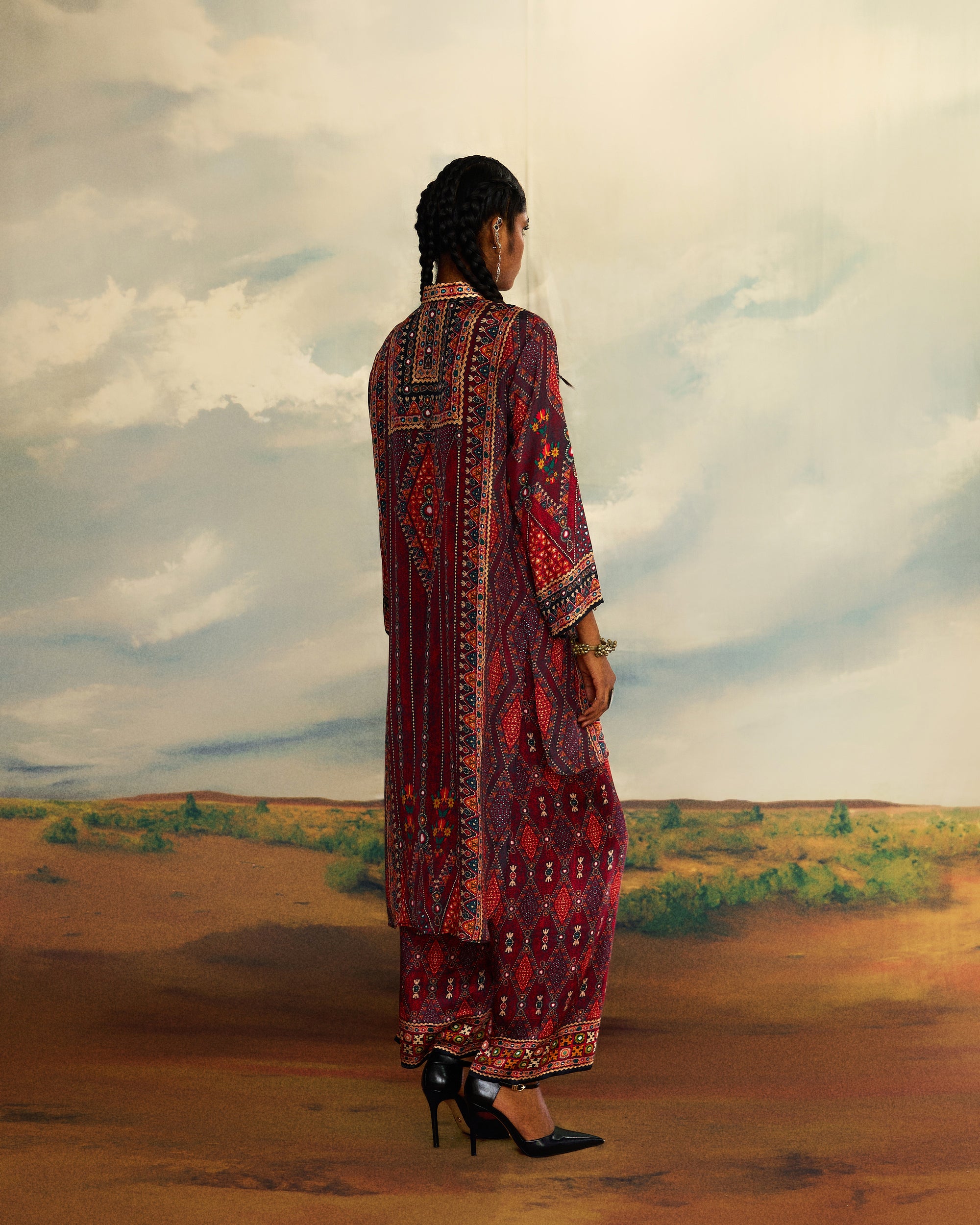 Kutch : Baaka - Red