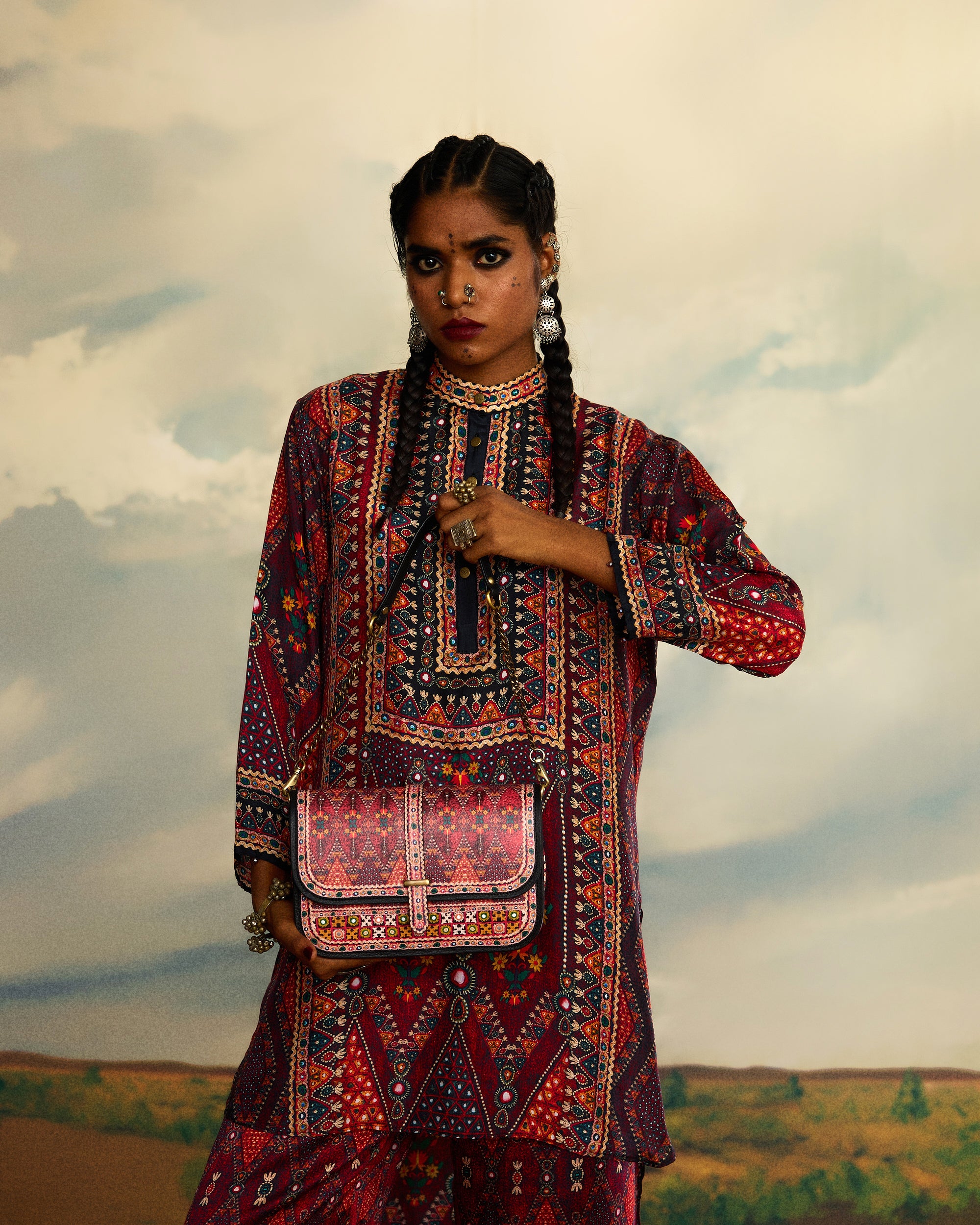 Kutch : Baaka - Red