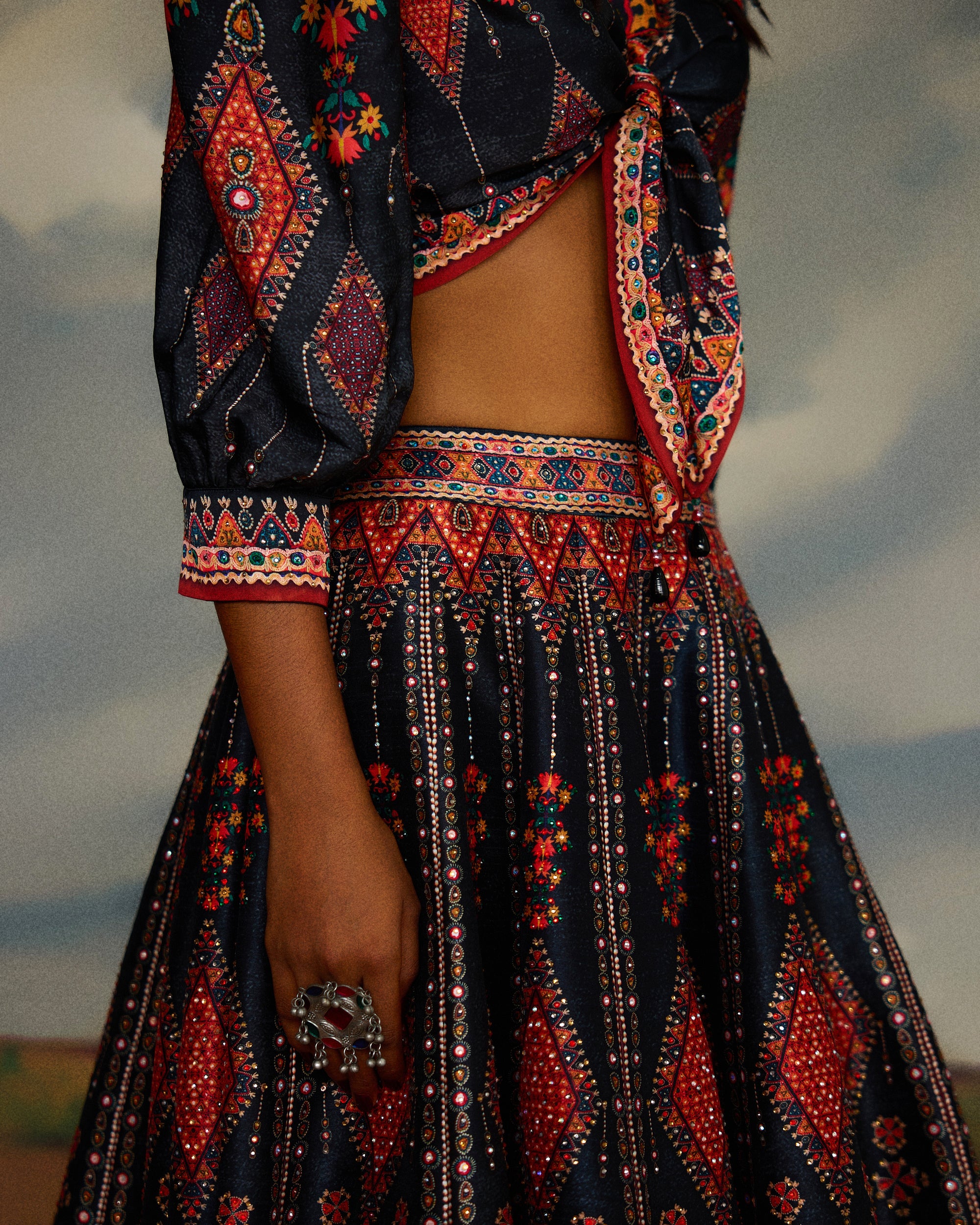 Kutch : Rubali Leela - Charcoal