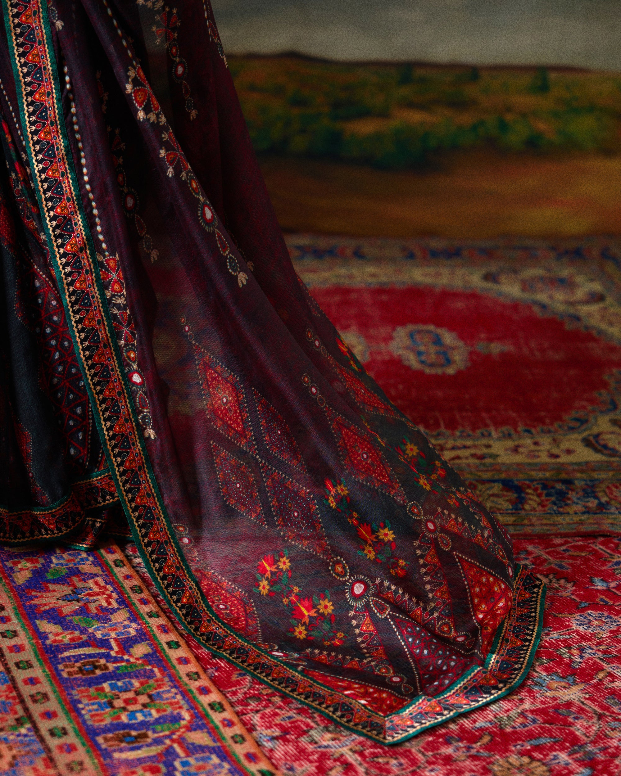 Kutch : Savi - Charcoal