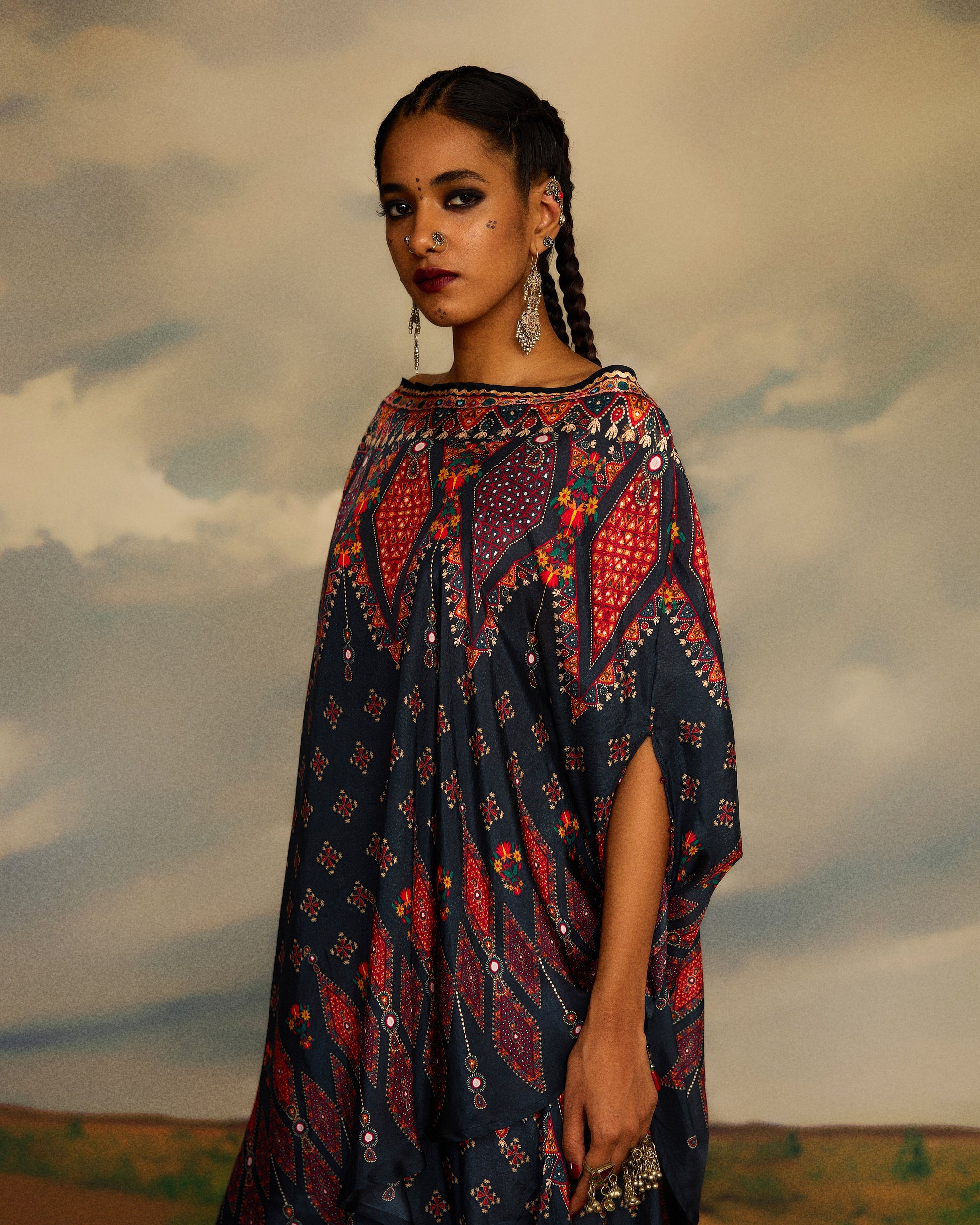 Kutch : Kamini - Charcoal