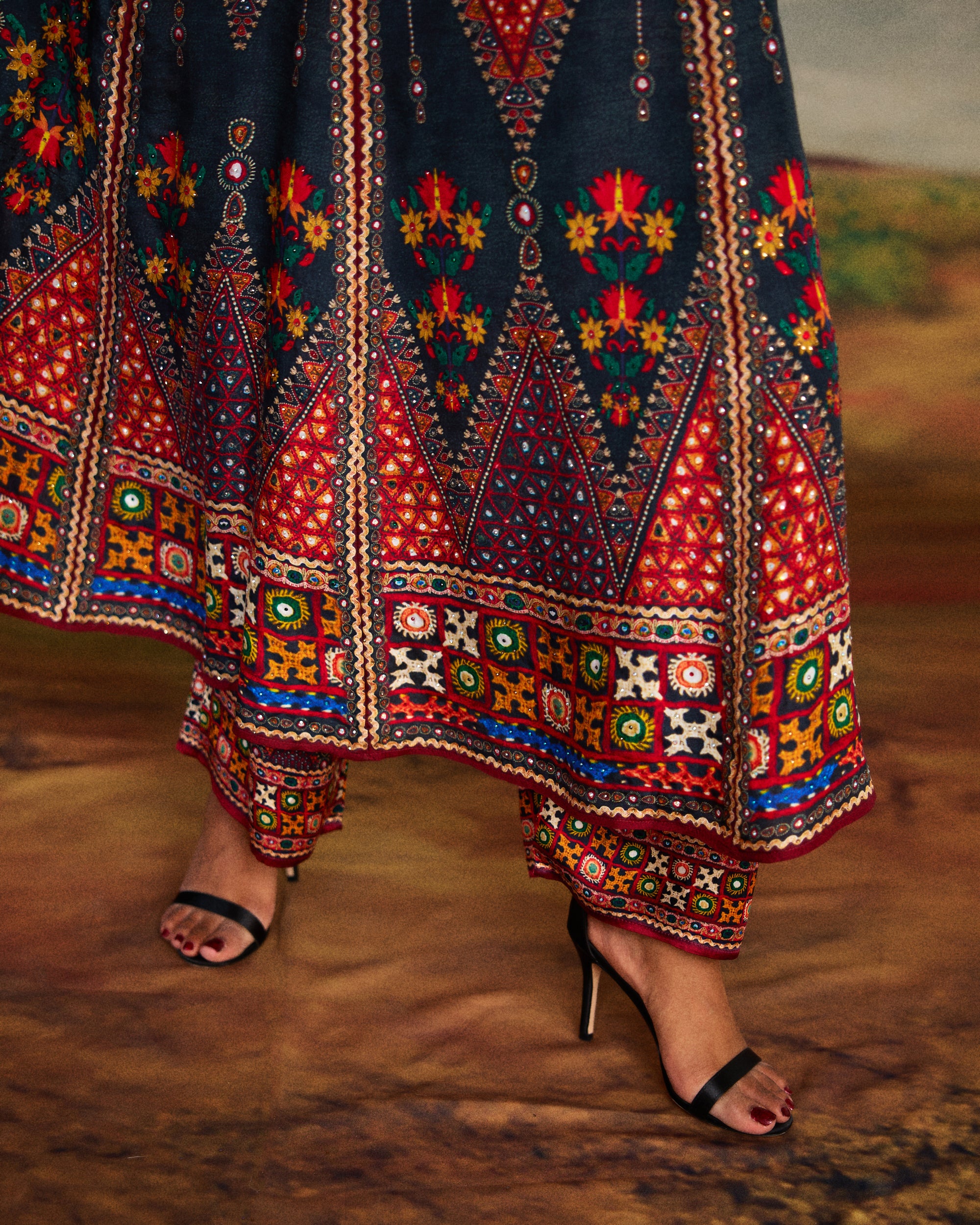 Kutch : Ada - Charcoal