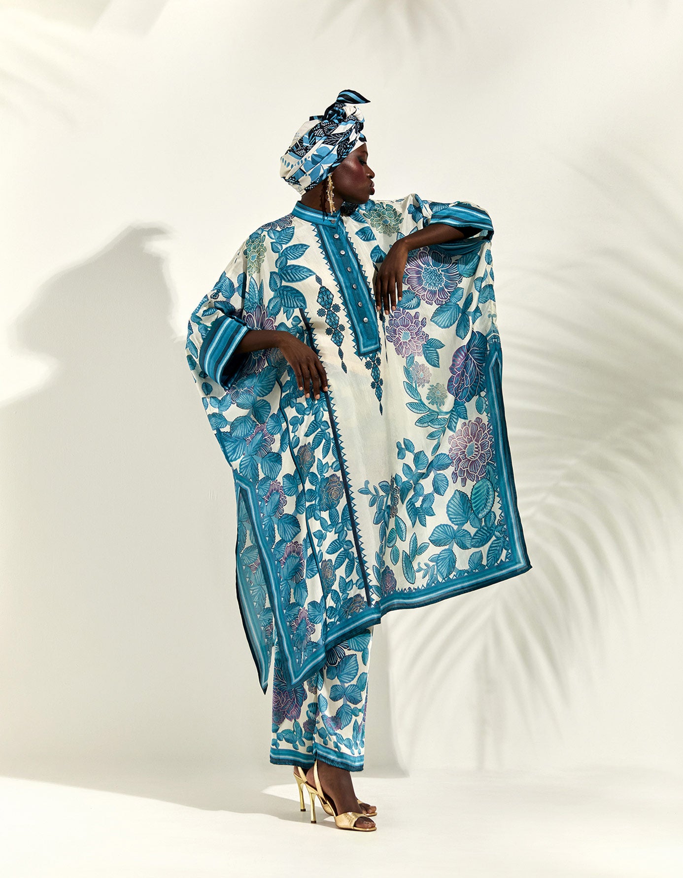 Jamaica : Chantelle - Ivory/Blue