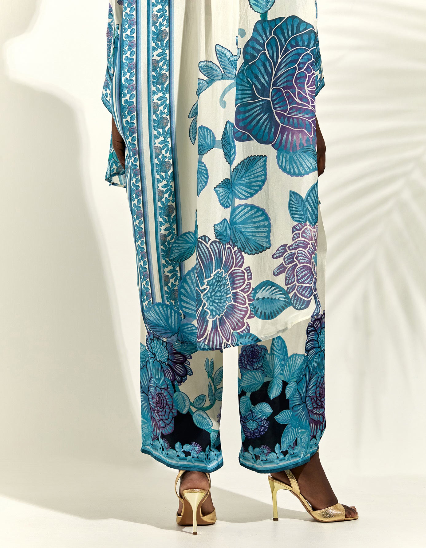 Jamaica : Mabel - Ivory/Blue