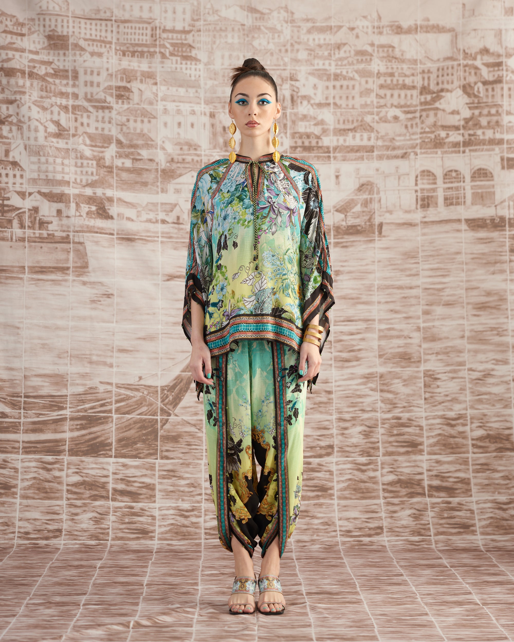Love in Portofino (Maldives) : Ramona Sonth - Aqua/Lime