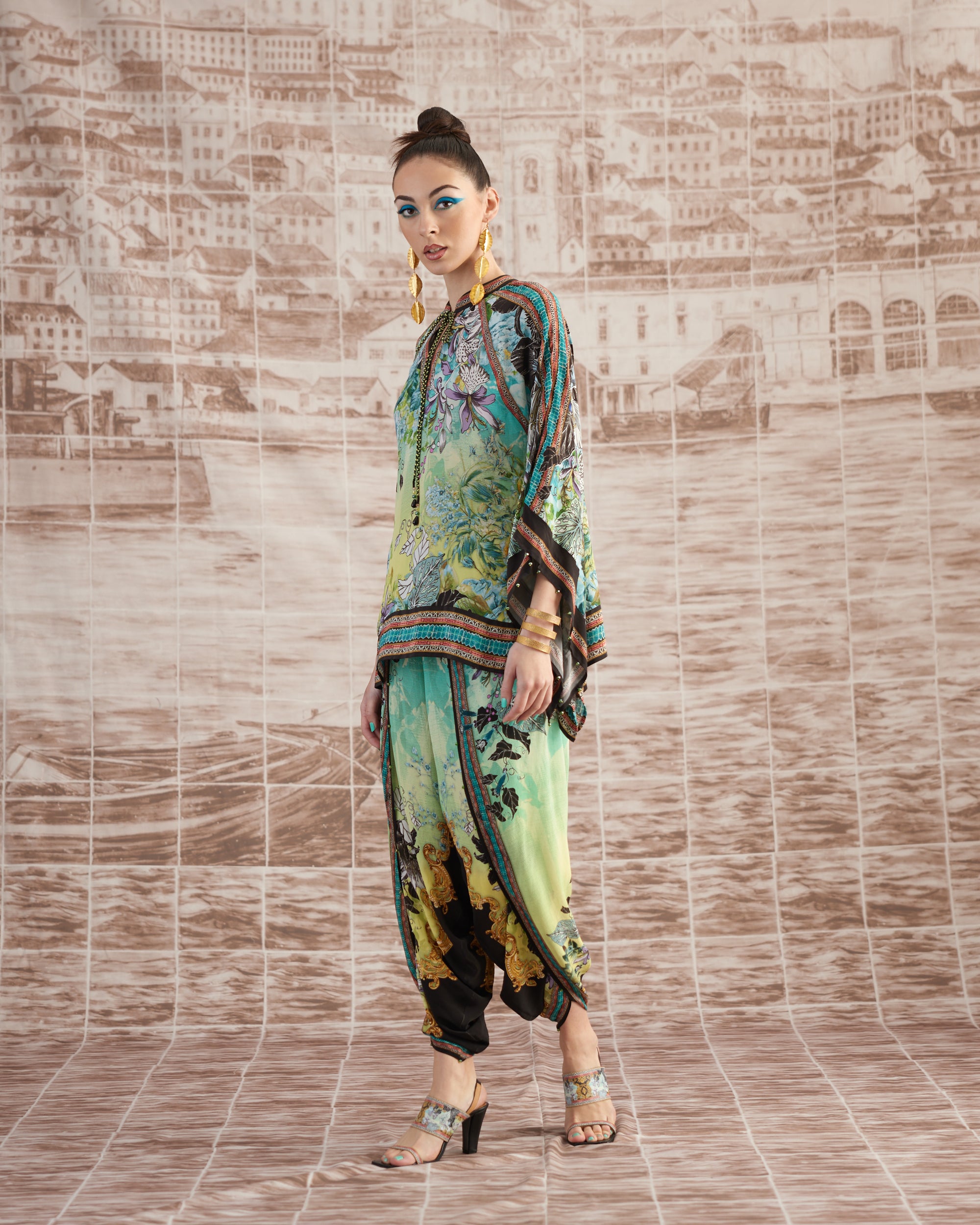 Love in Portofino (Maldives) : Ramona Sonth - Aqua/Lime