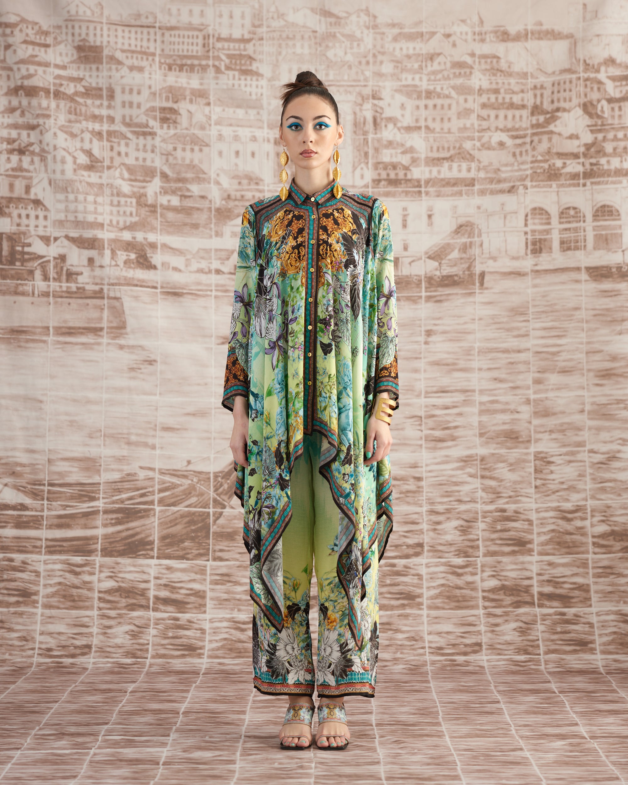 Love in Portofino (Maldives) : Shibani - Aqua/Lime