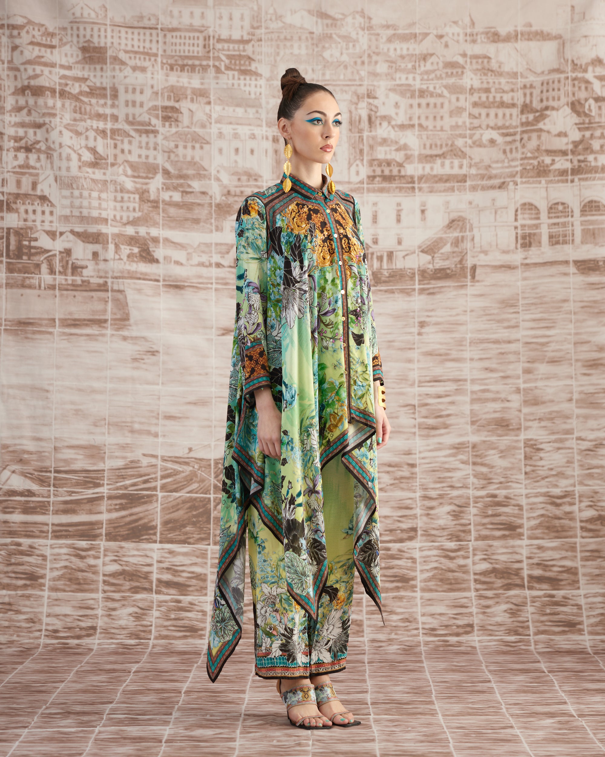 Love in Portofino (Maldives) : Shibani - Aqua/Lime