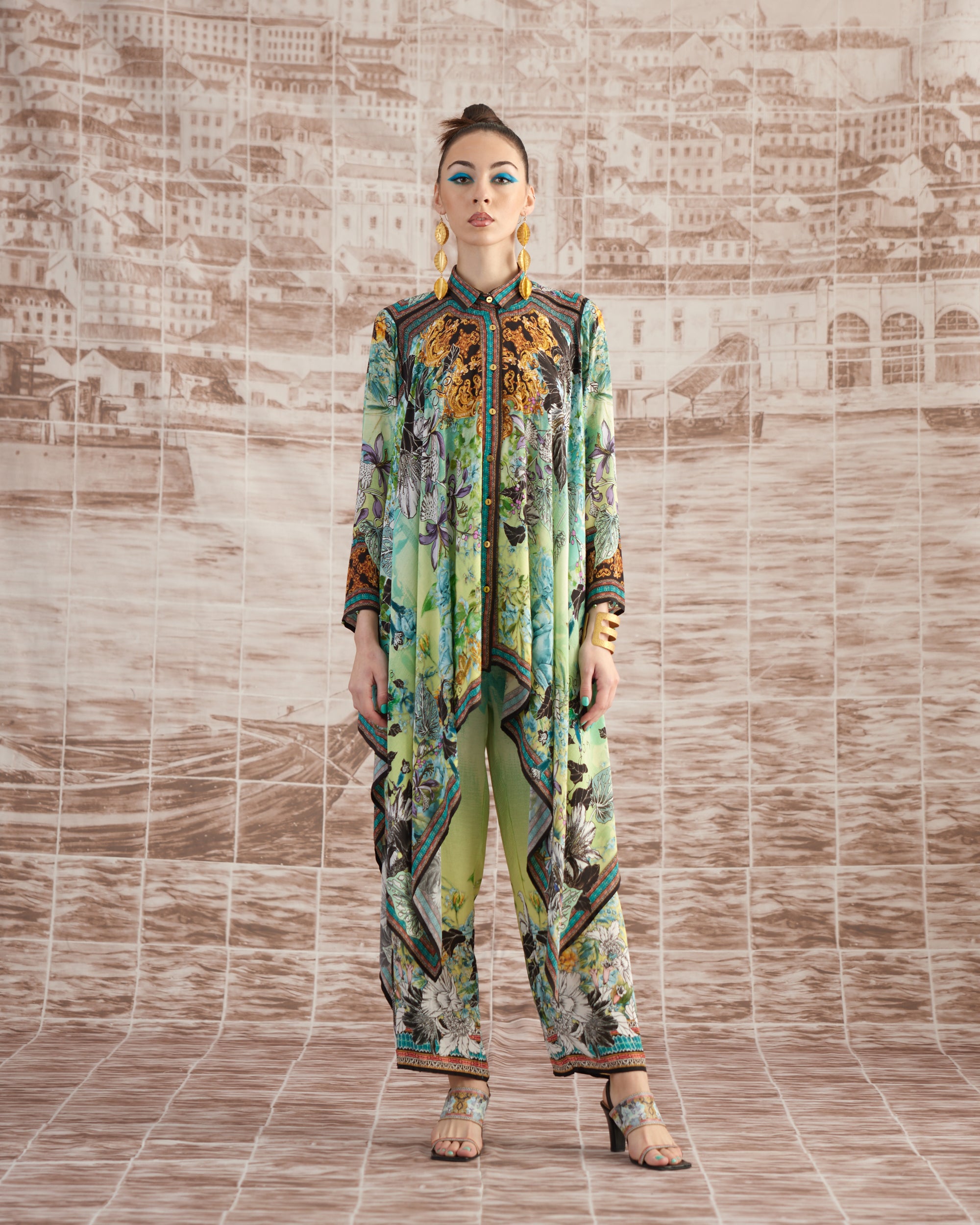 Love in Portofino (Maldives) : Shibani - Aqua/Lime