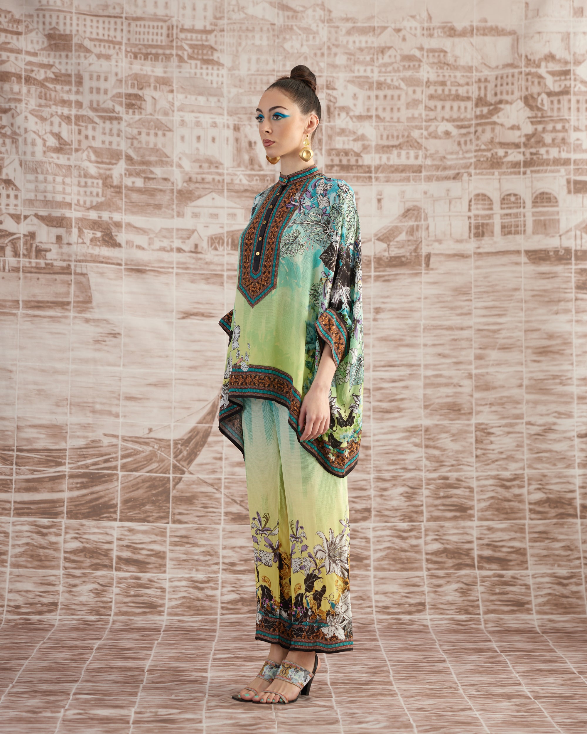 Love in Portofino (Maldives) : Chanel - Lime/Aqua