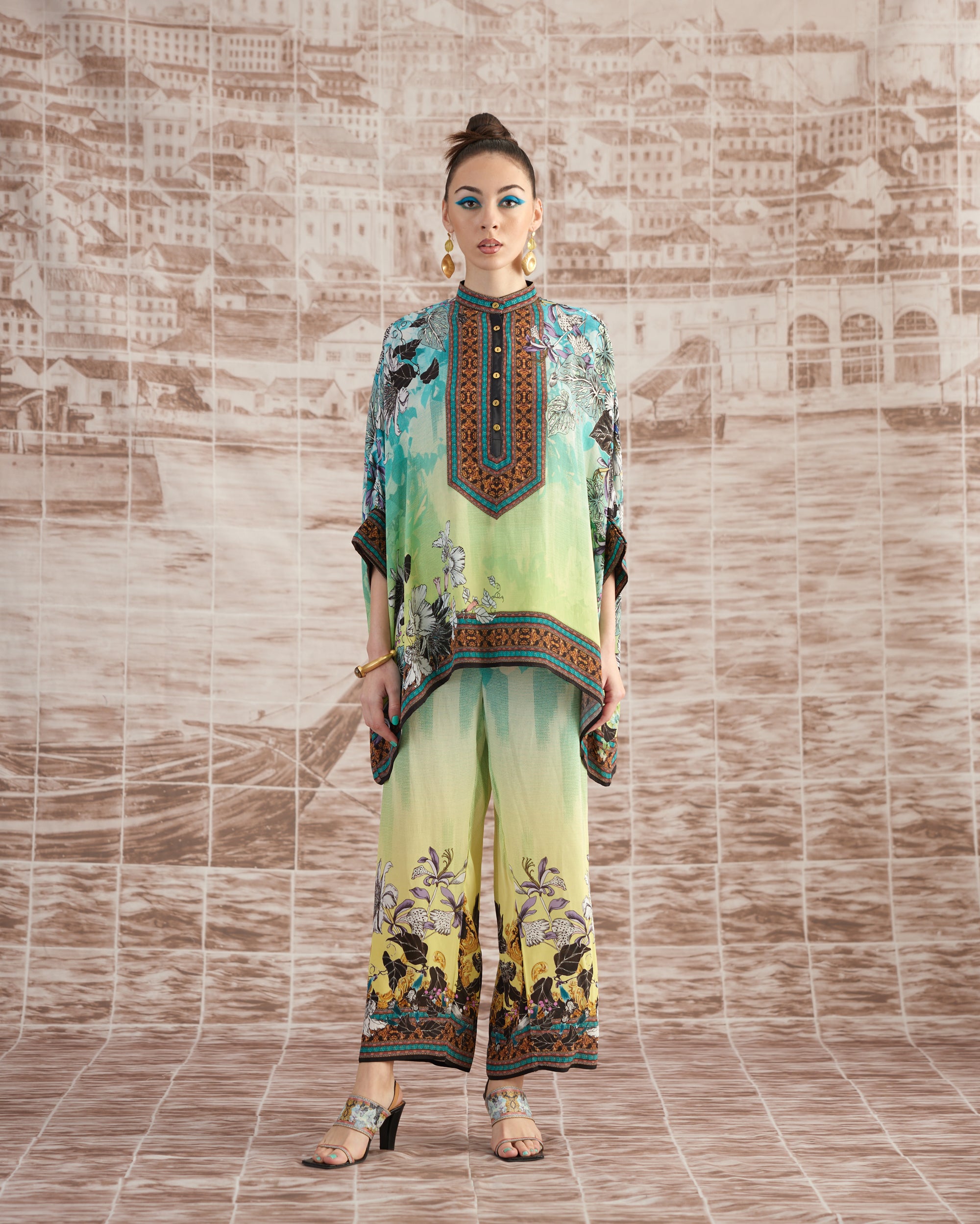 Love in Portofino (Maldives) : Chanel - Lime/Aqua