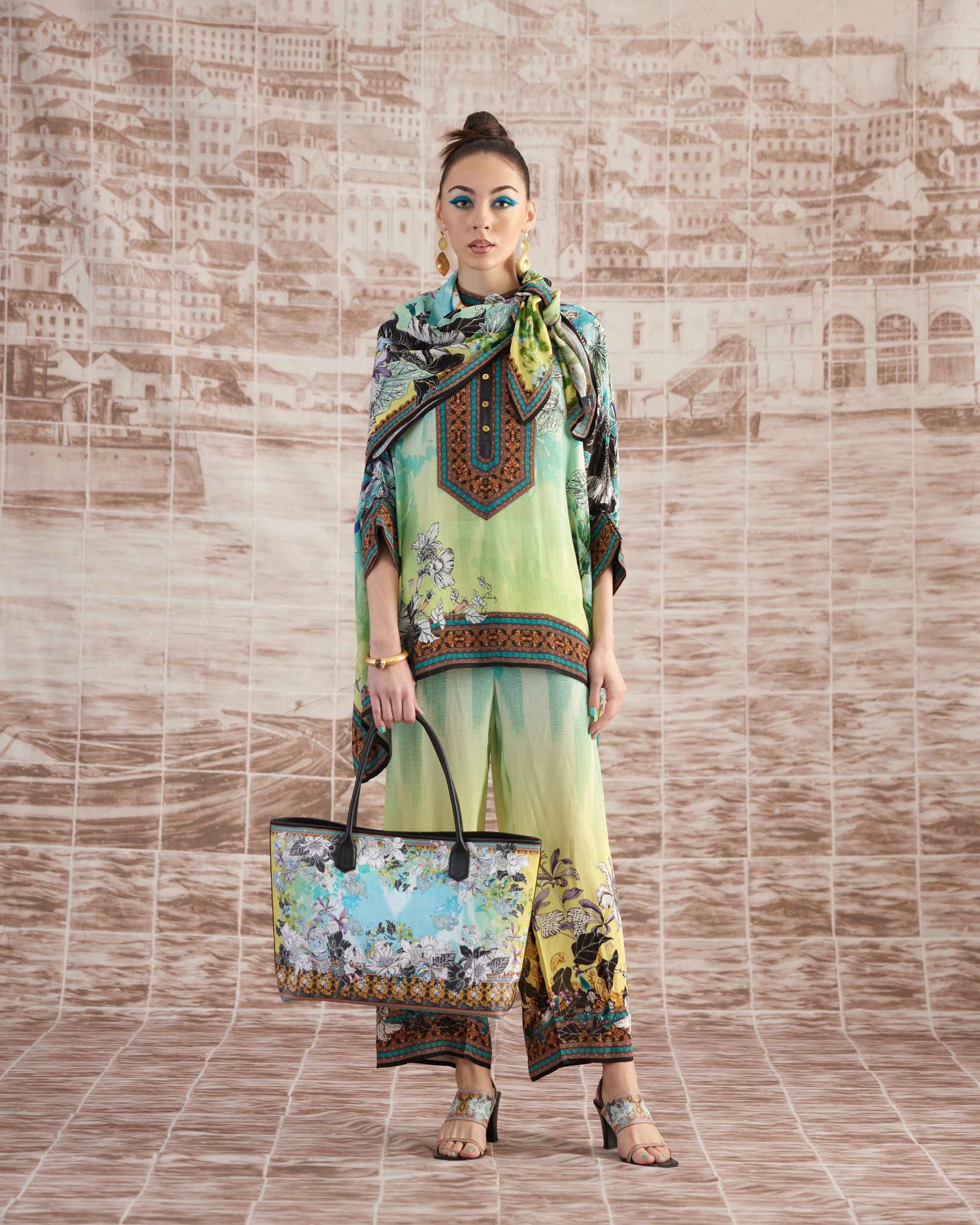 Love in Portofino (Maldives) : Chanel - Lime/Aqua