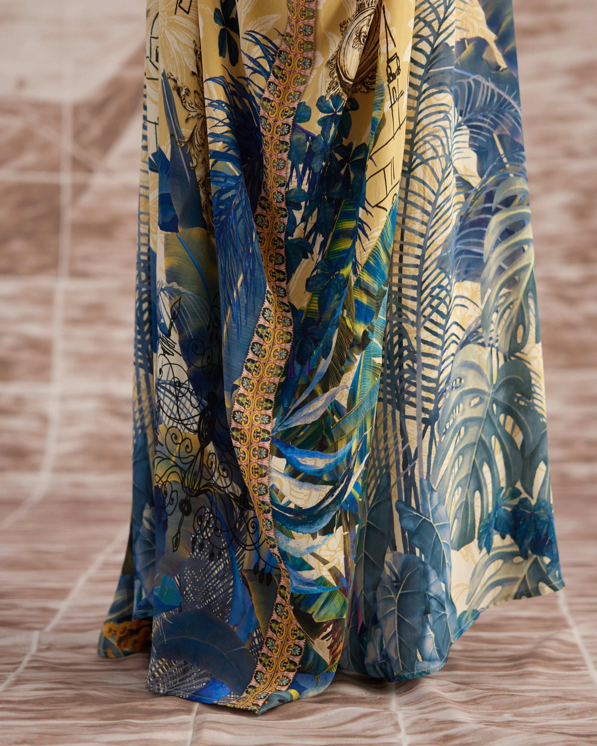 Love in Portofino (Vagator) : Imama - Aqua/Lime
