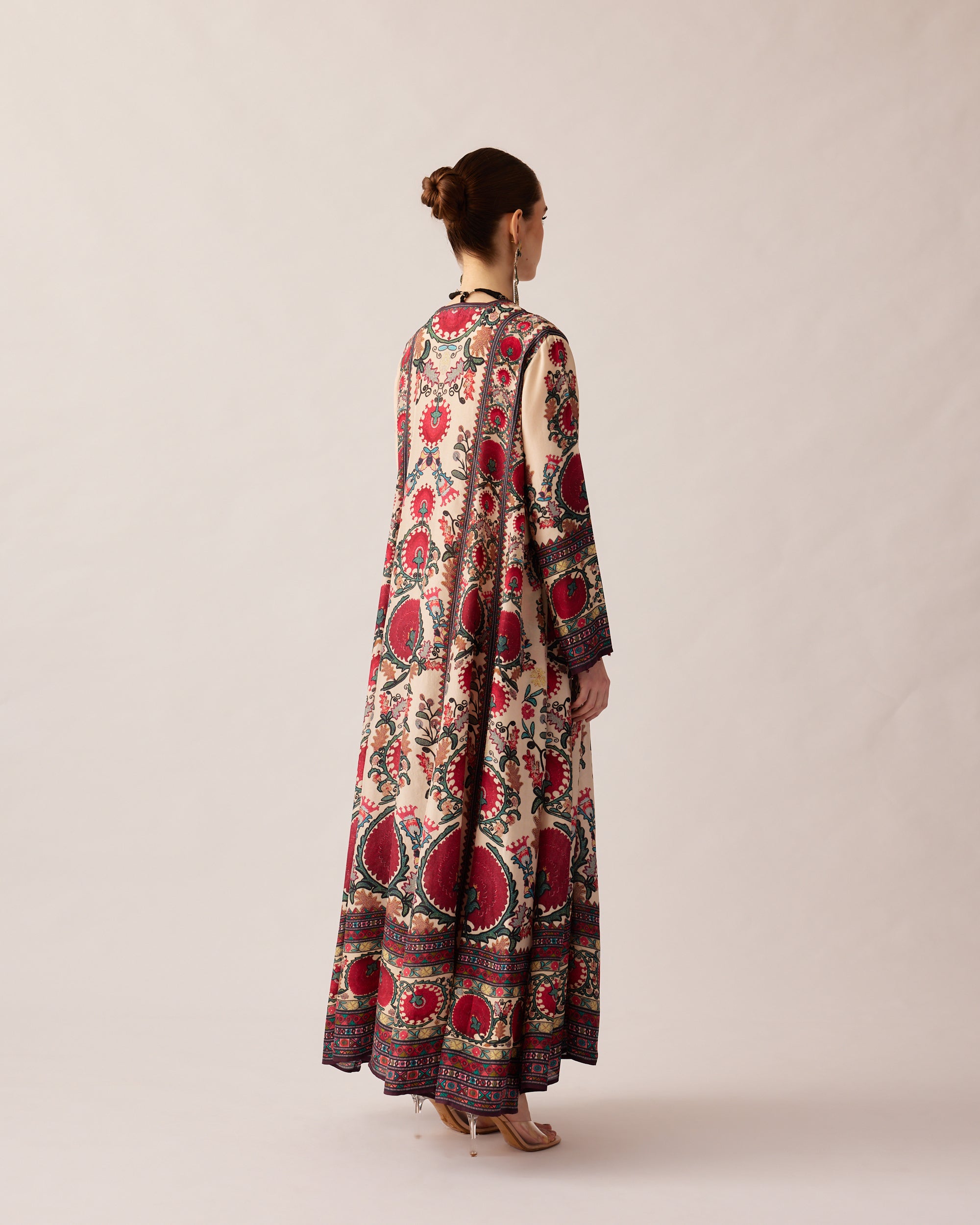 Bukhara : Adavi - Maroon