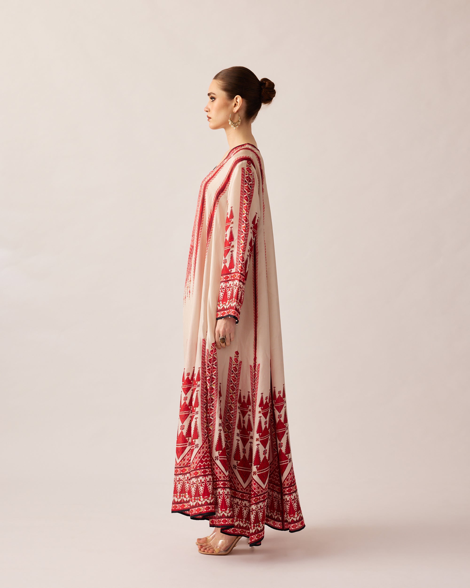 Bukhara : Adavi - Ivory/Red