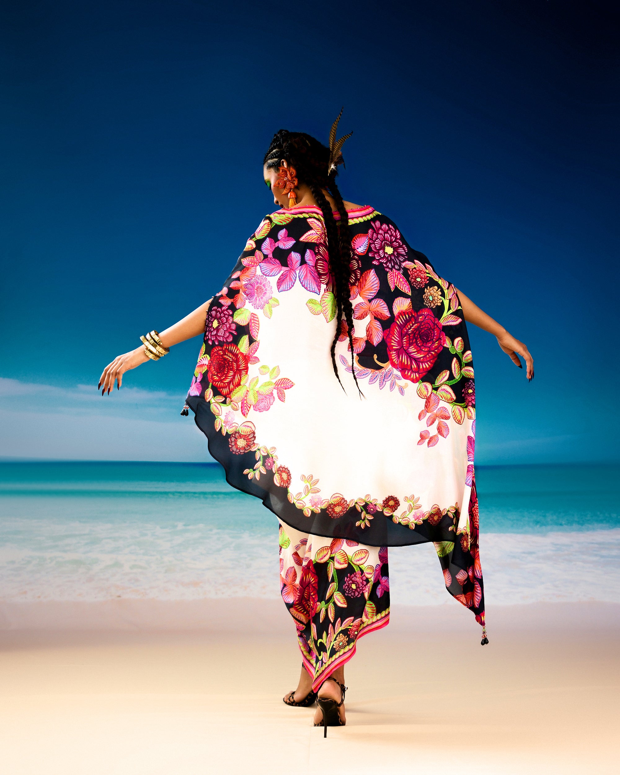 Jamaica : Kamini - Ivory/black