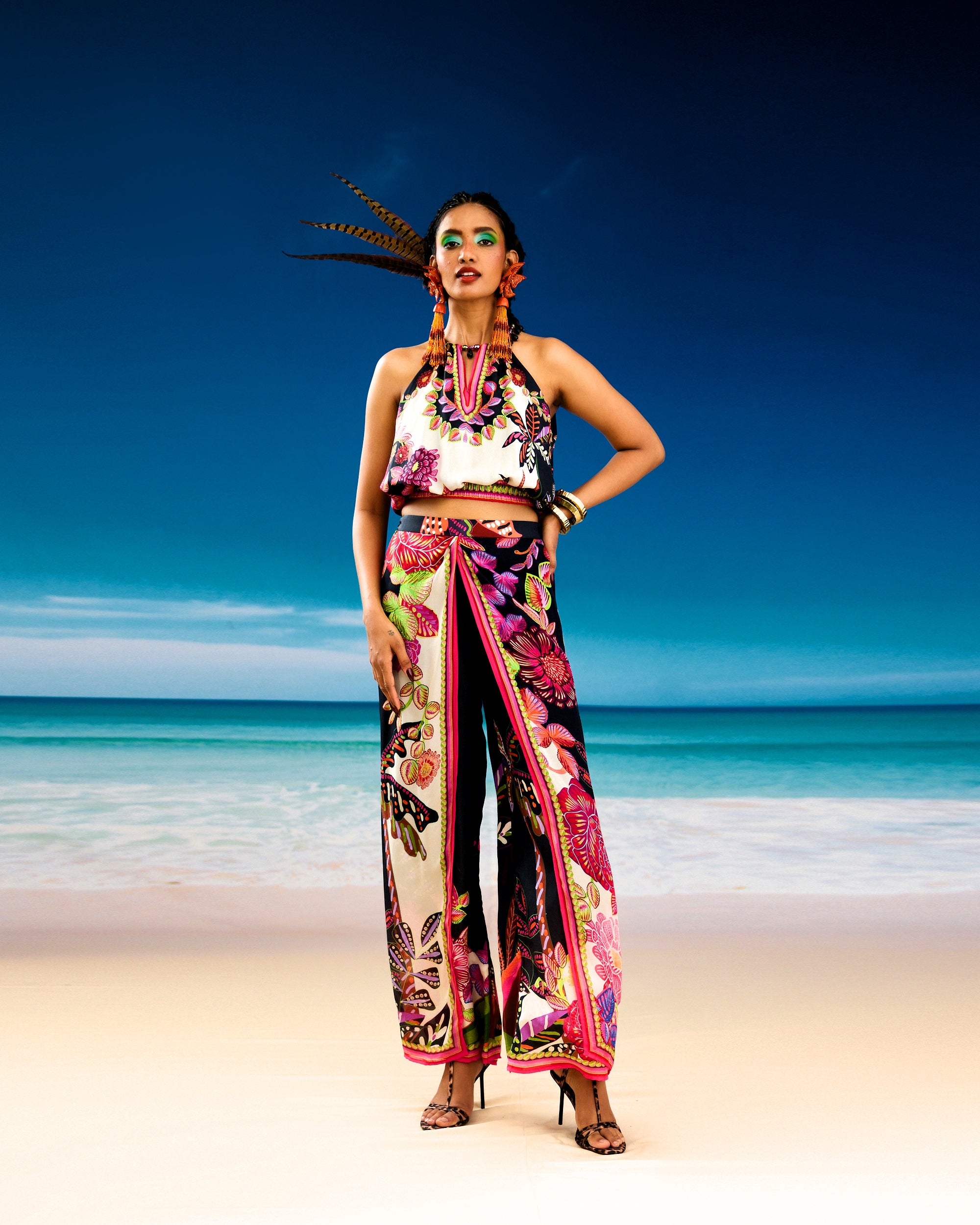 Jamaica : Chandani/Gulbano - Ivory/black