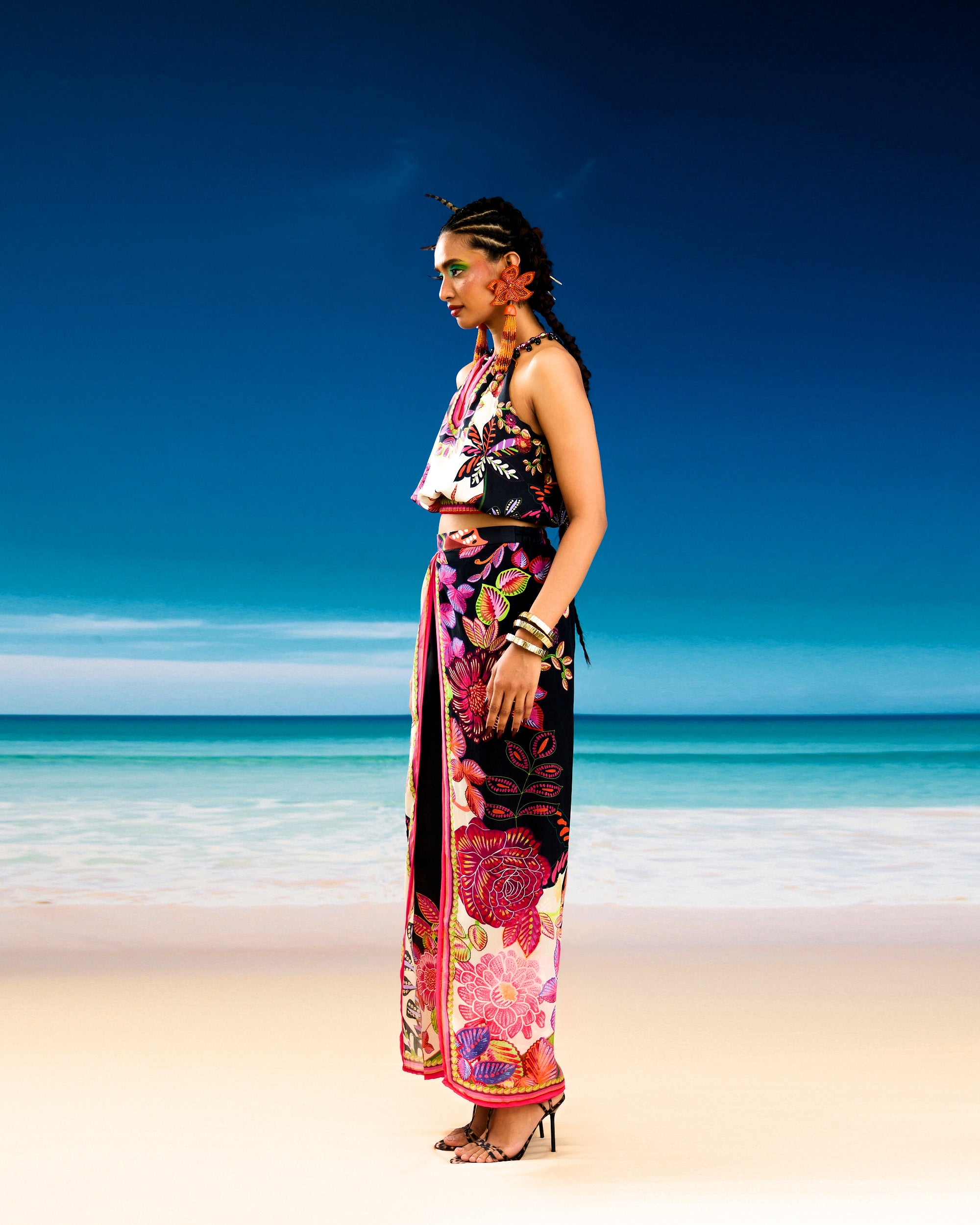Jamaica : Chandani/Gulbano - Ivory/black