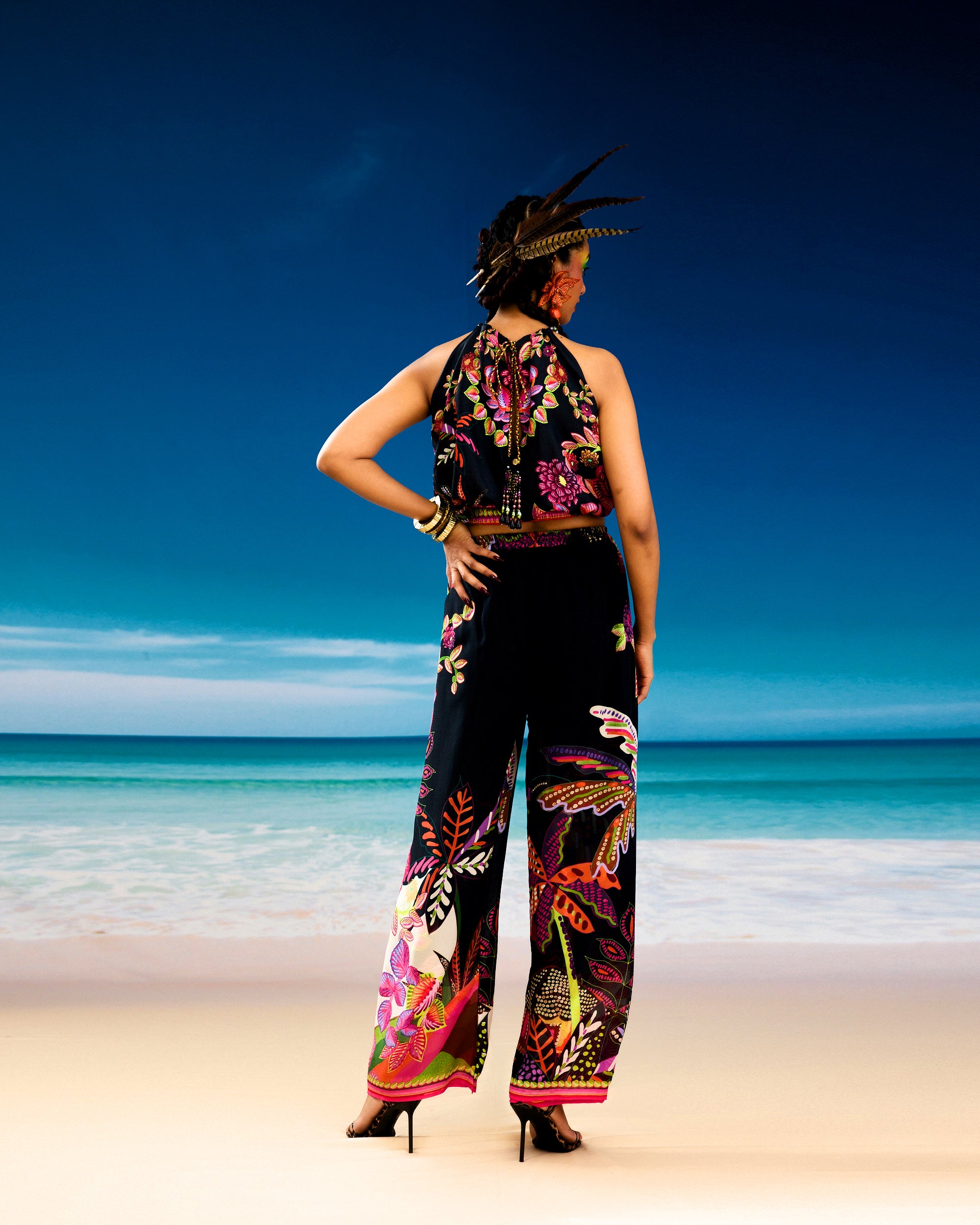 Jamaica : Chandani/Gulbano - Ivory/black
