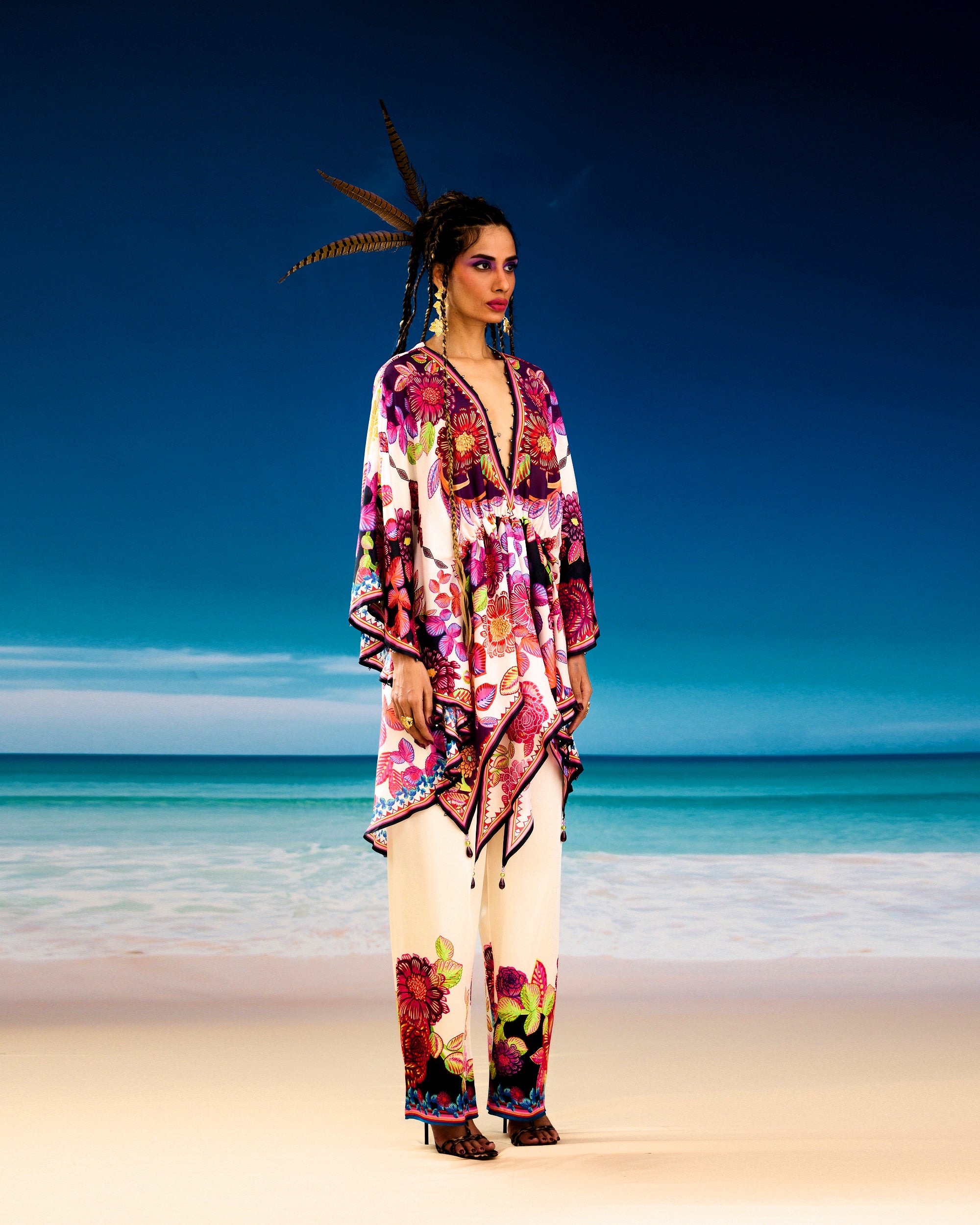 Jamaica : Inayat - Ivory/Purple