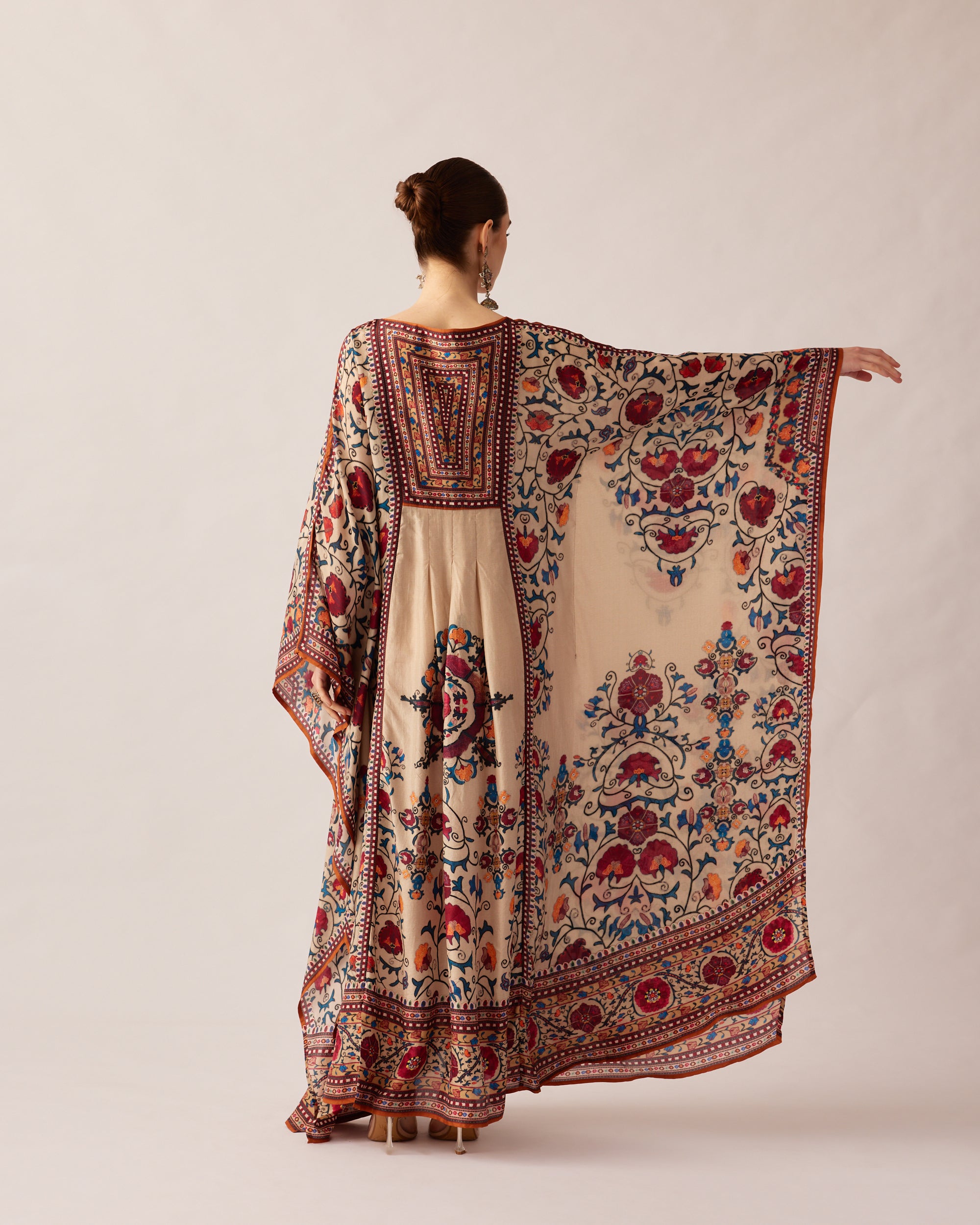 Bukhara : Yolanda - Taupe
