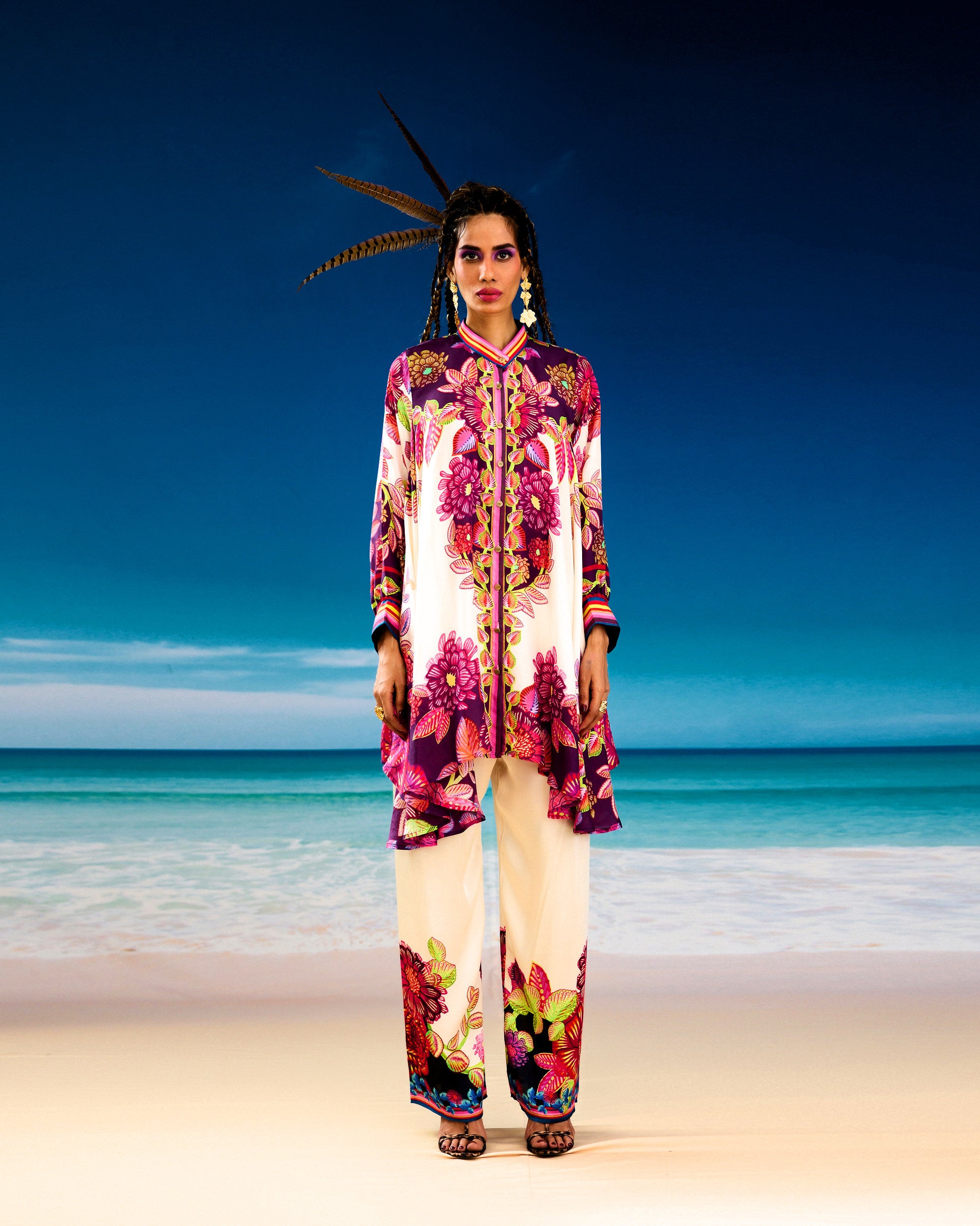Jamaica : Nilofer - Ivory/Purple