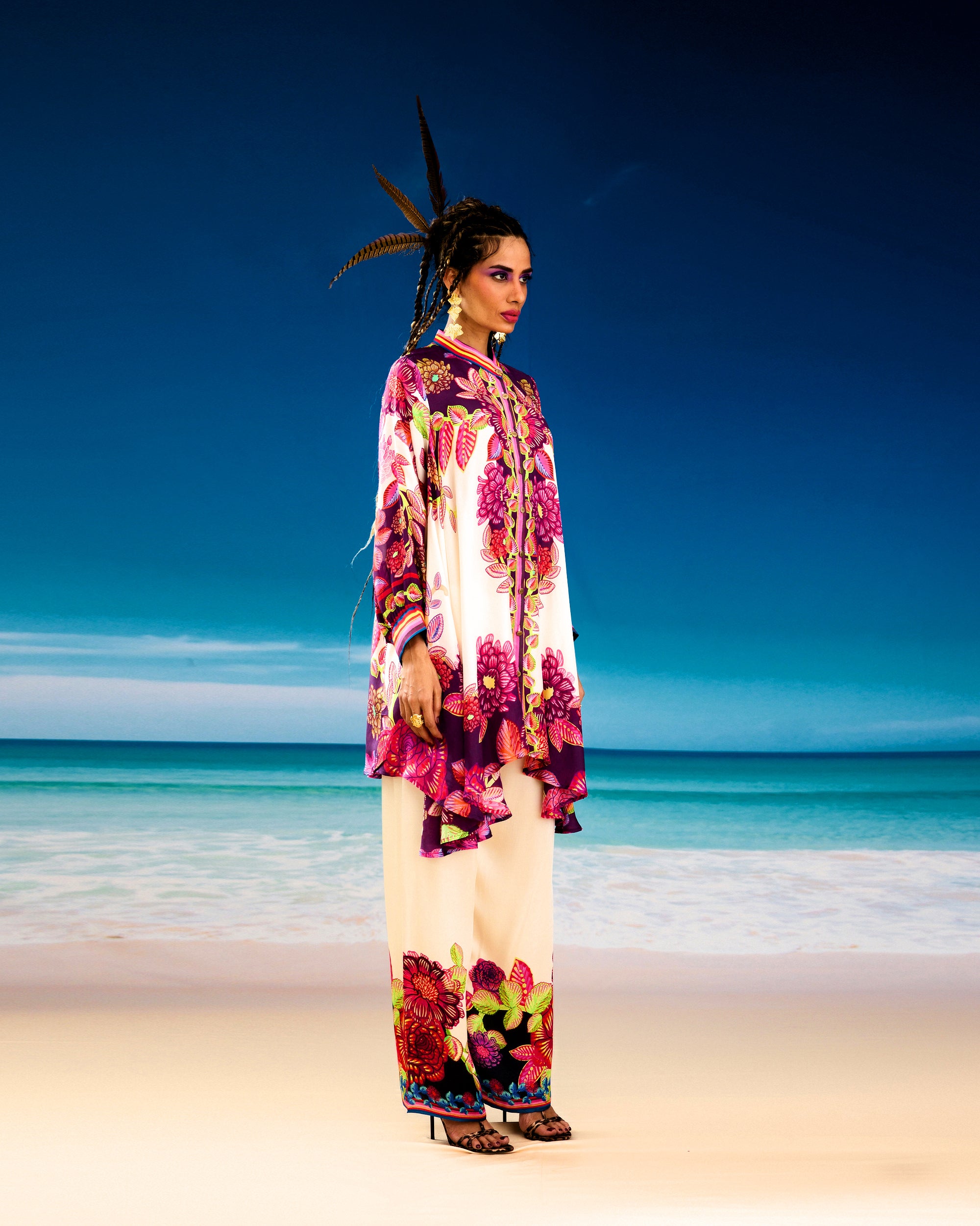 Jamaica : Nilofer - Ivory/Purple