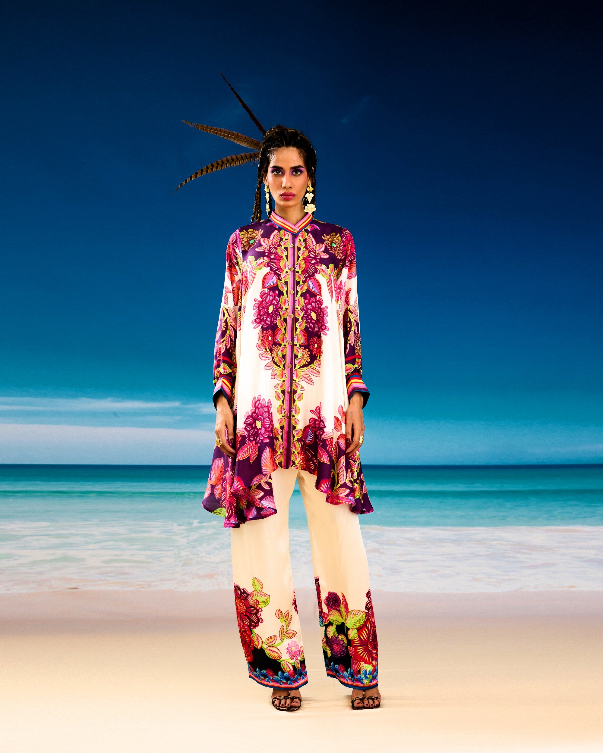 Jamaica : Nilofer - Ivory/Purple