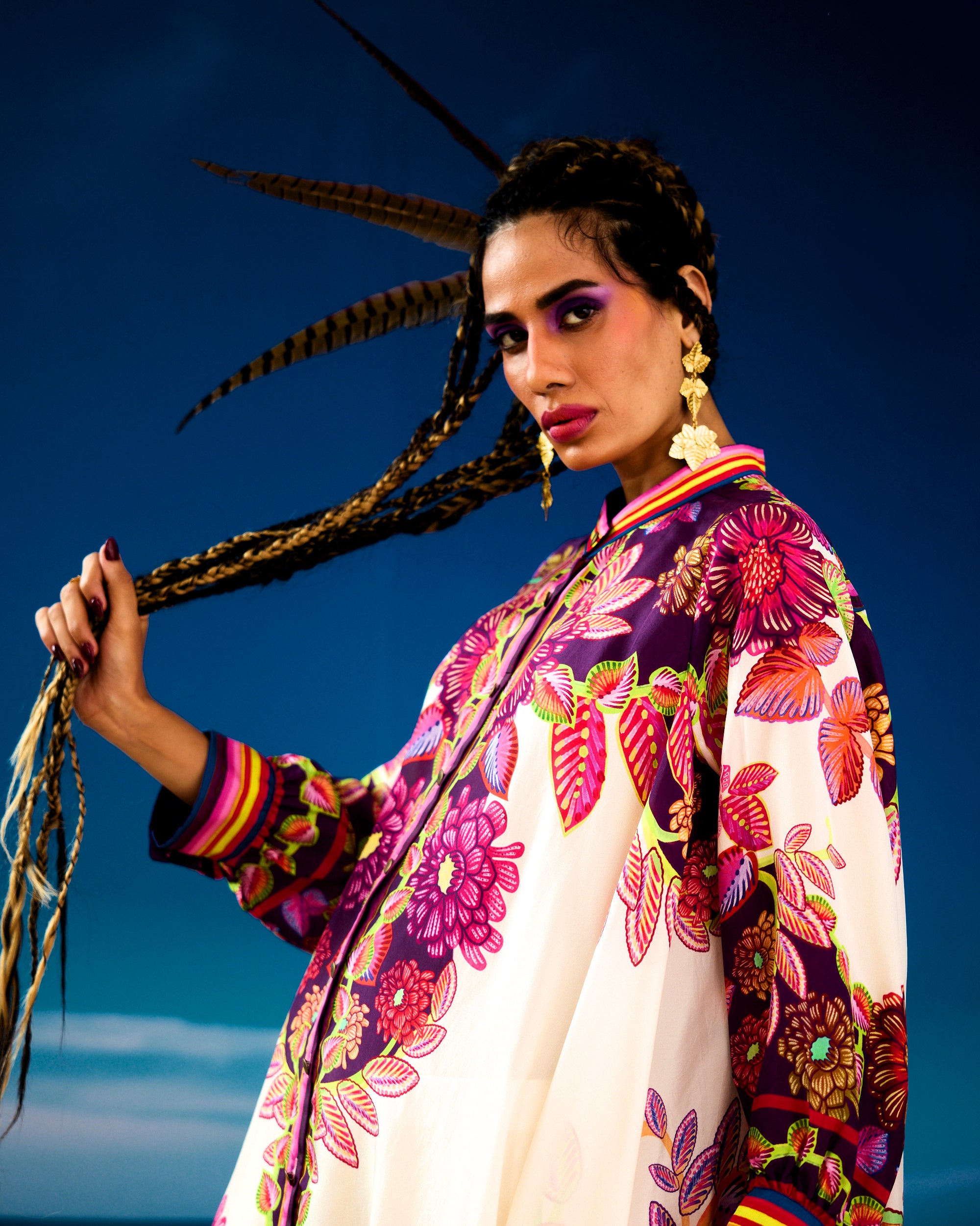 Jamaica : Nilofer - Ivory/Purple