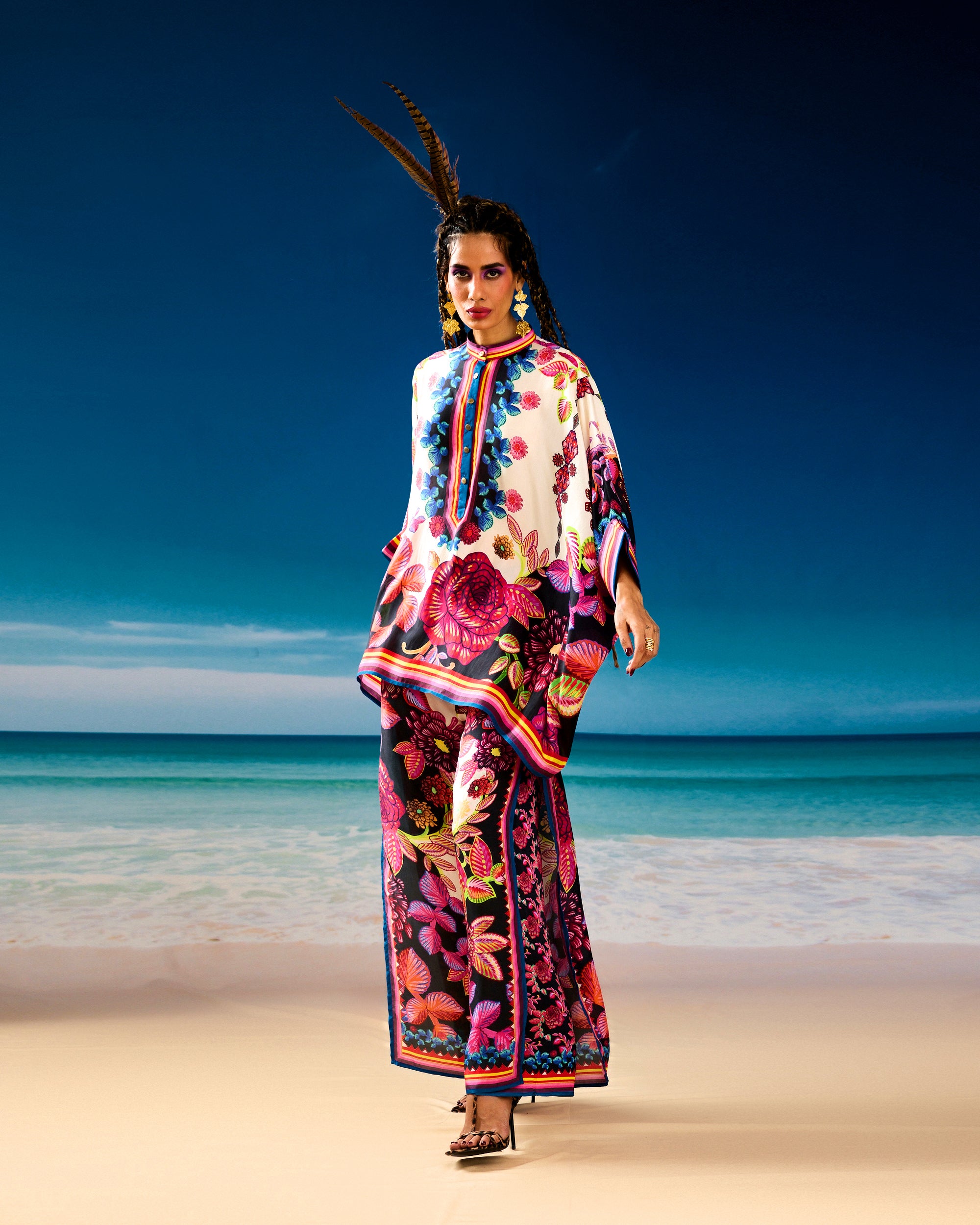 Jamaica : Chanel/Gloria - Ivory/Black