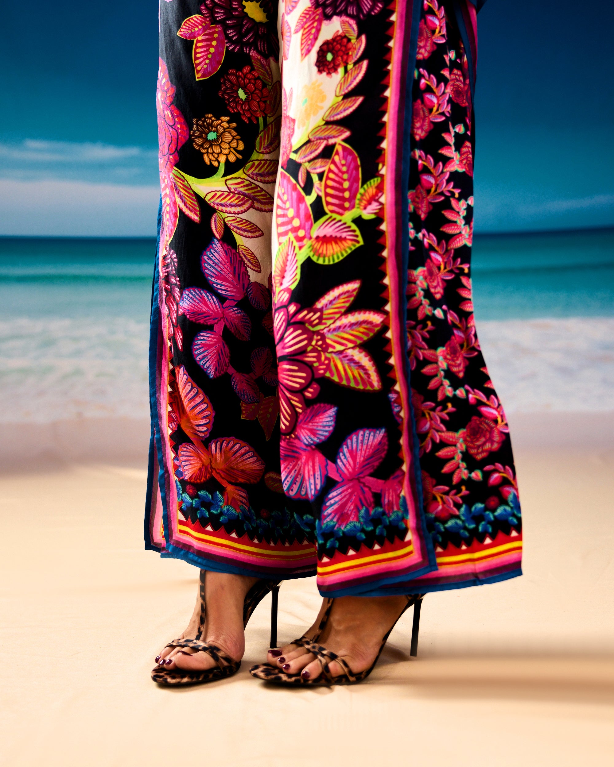 Jamaica : Chanel/Gloria - Ivory/Black