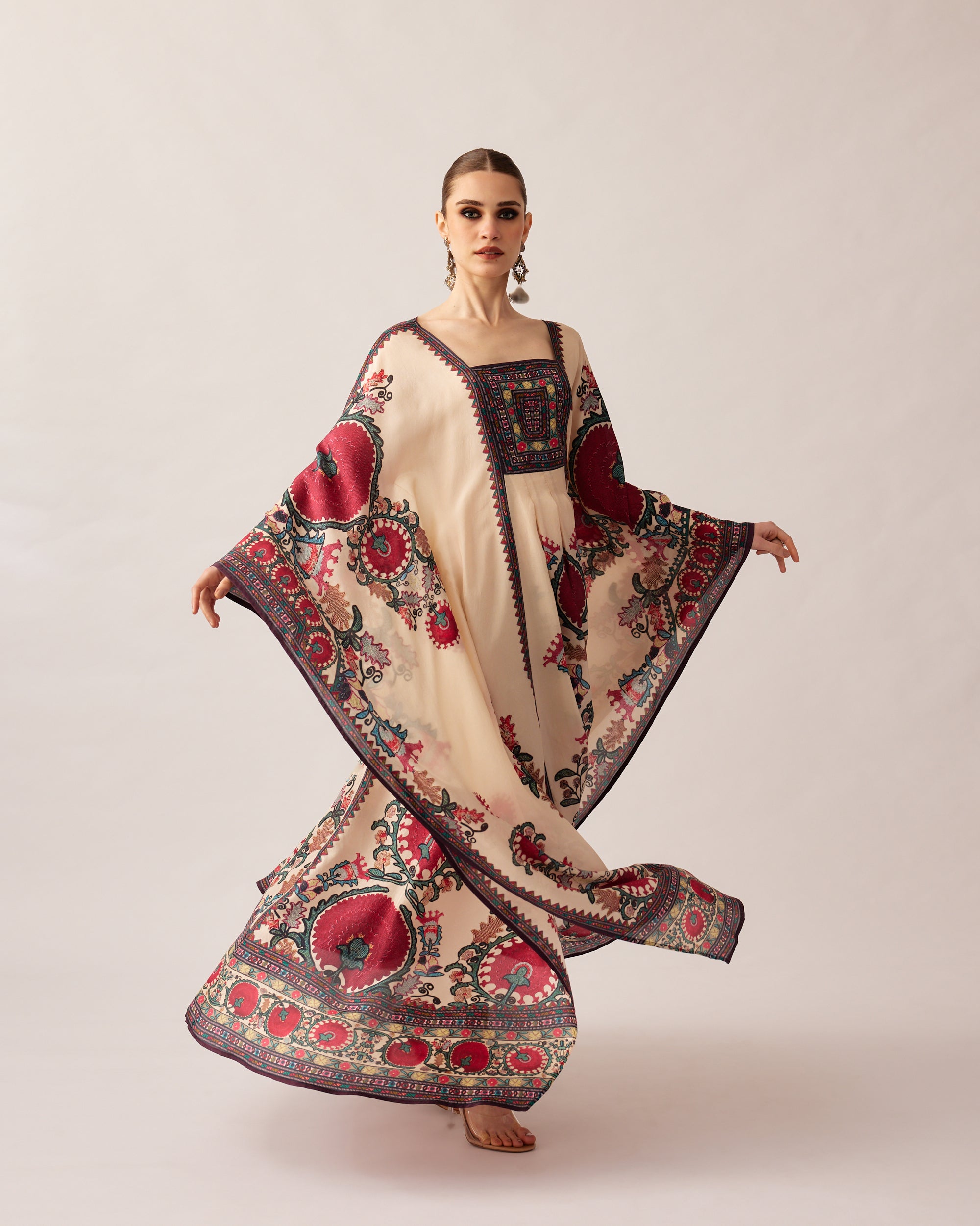 Bukhara : Yolanda - Maroon