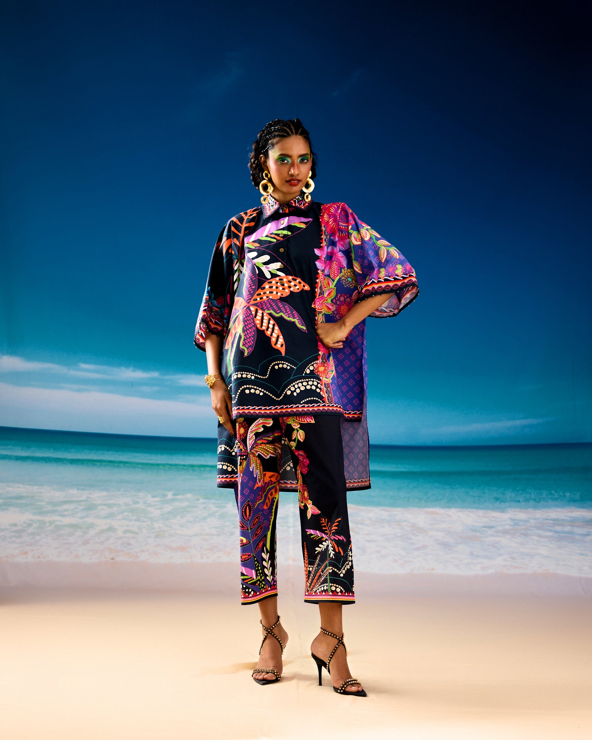 Jamaica : Nadia - Black/Indigo