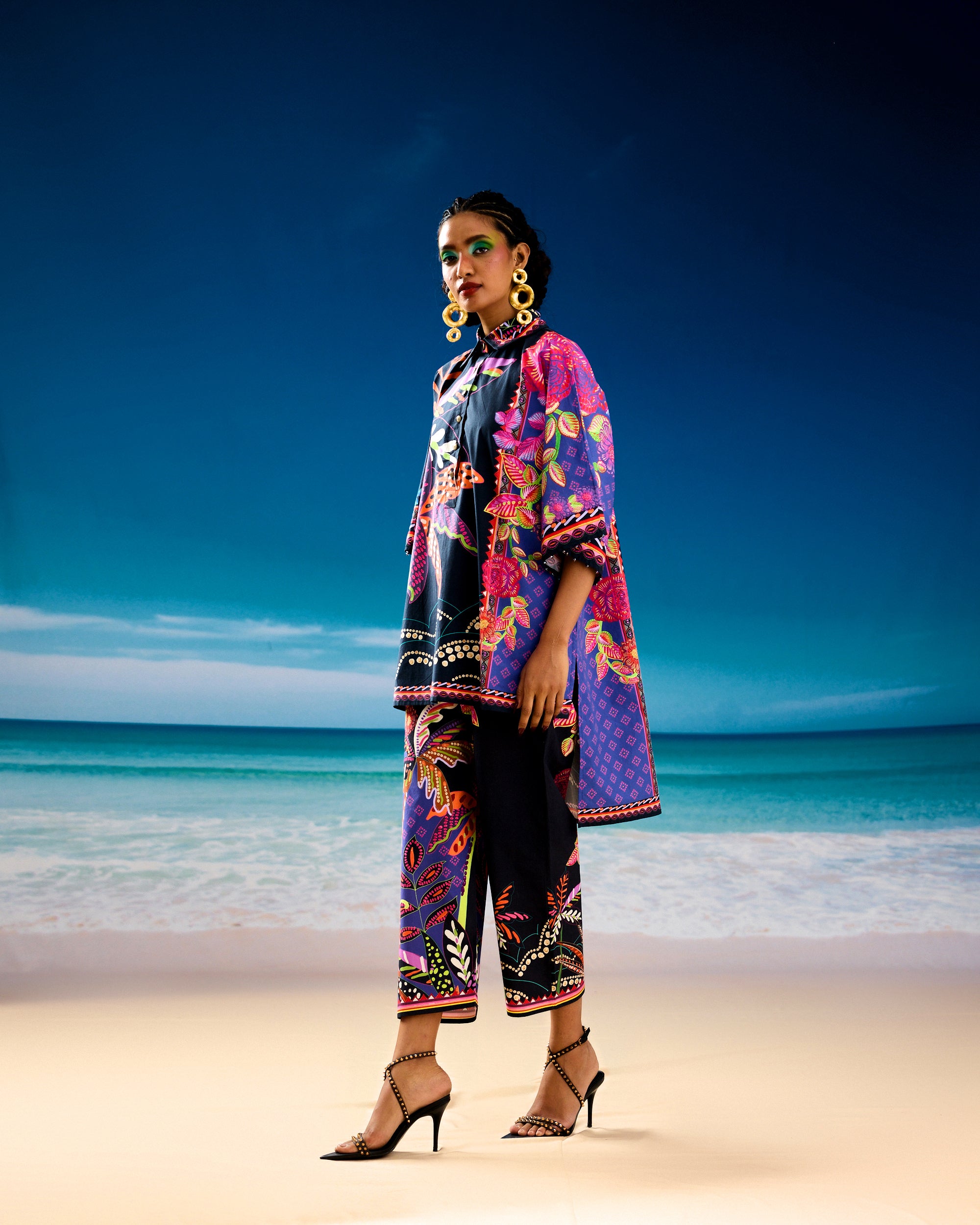 Jamaica : Nadia - Black/Indigo